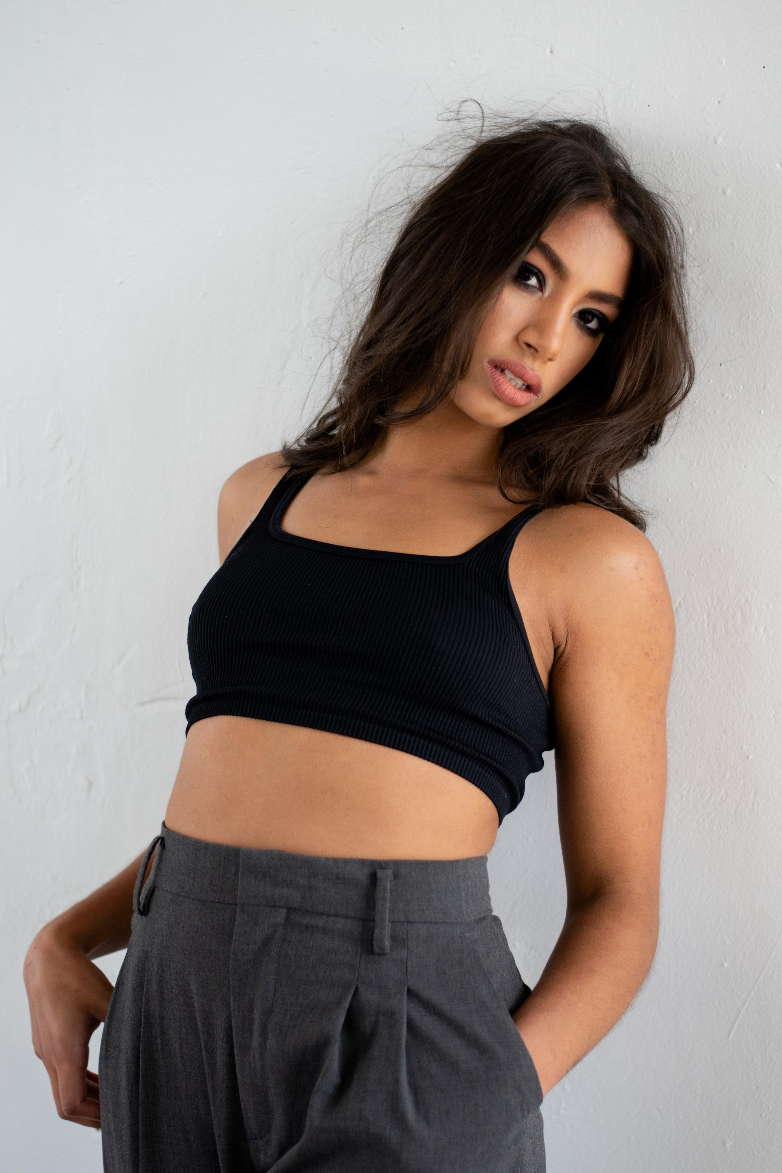 Nichola. LAURA ASAN PHOTOGRAPHY