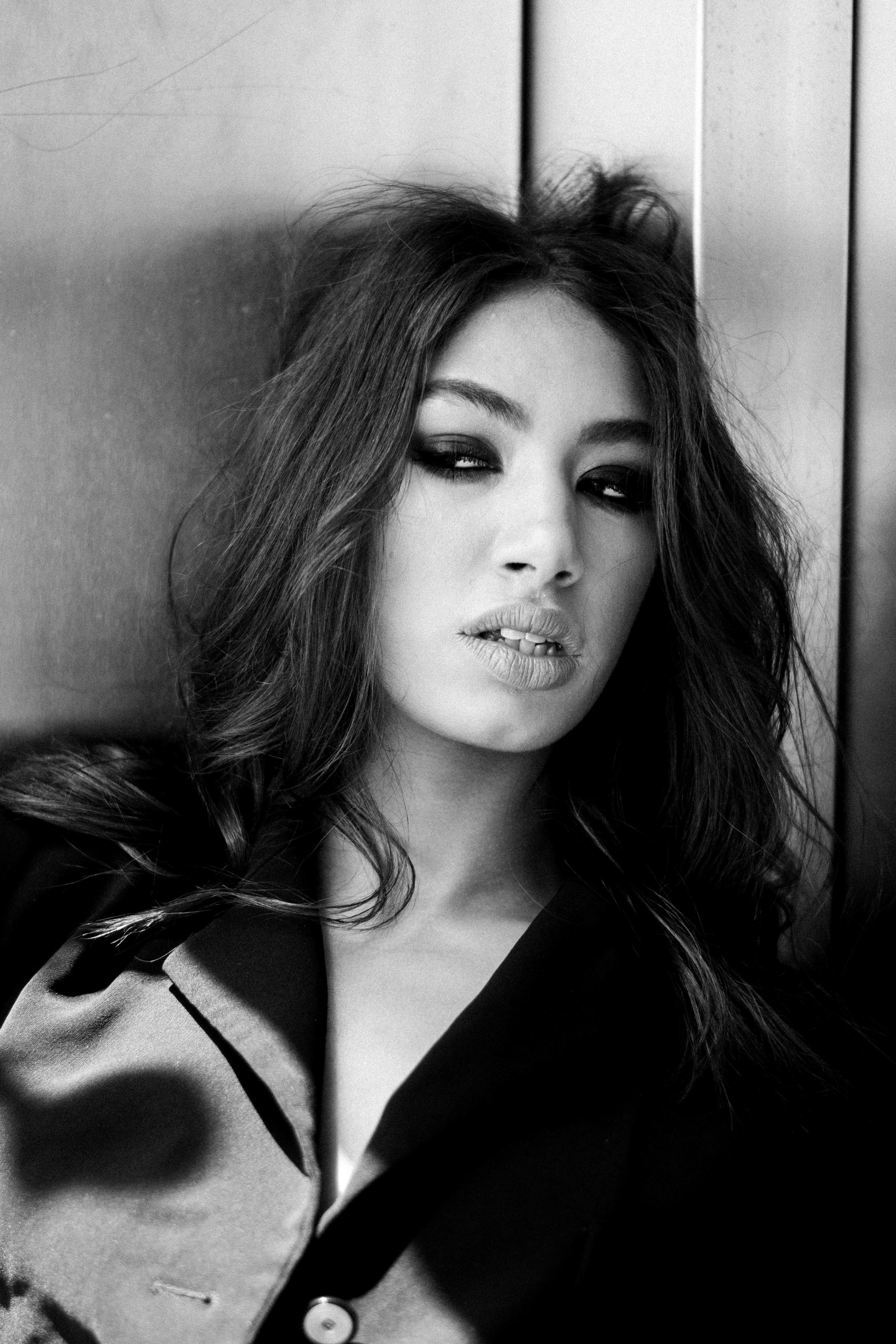 Nichola. LAURA ASAN PHOTOGRAPHY