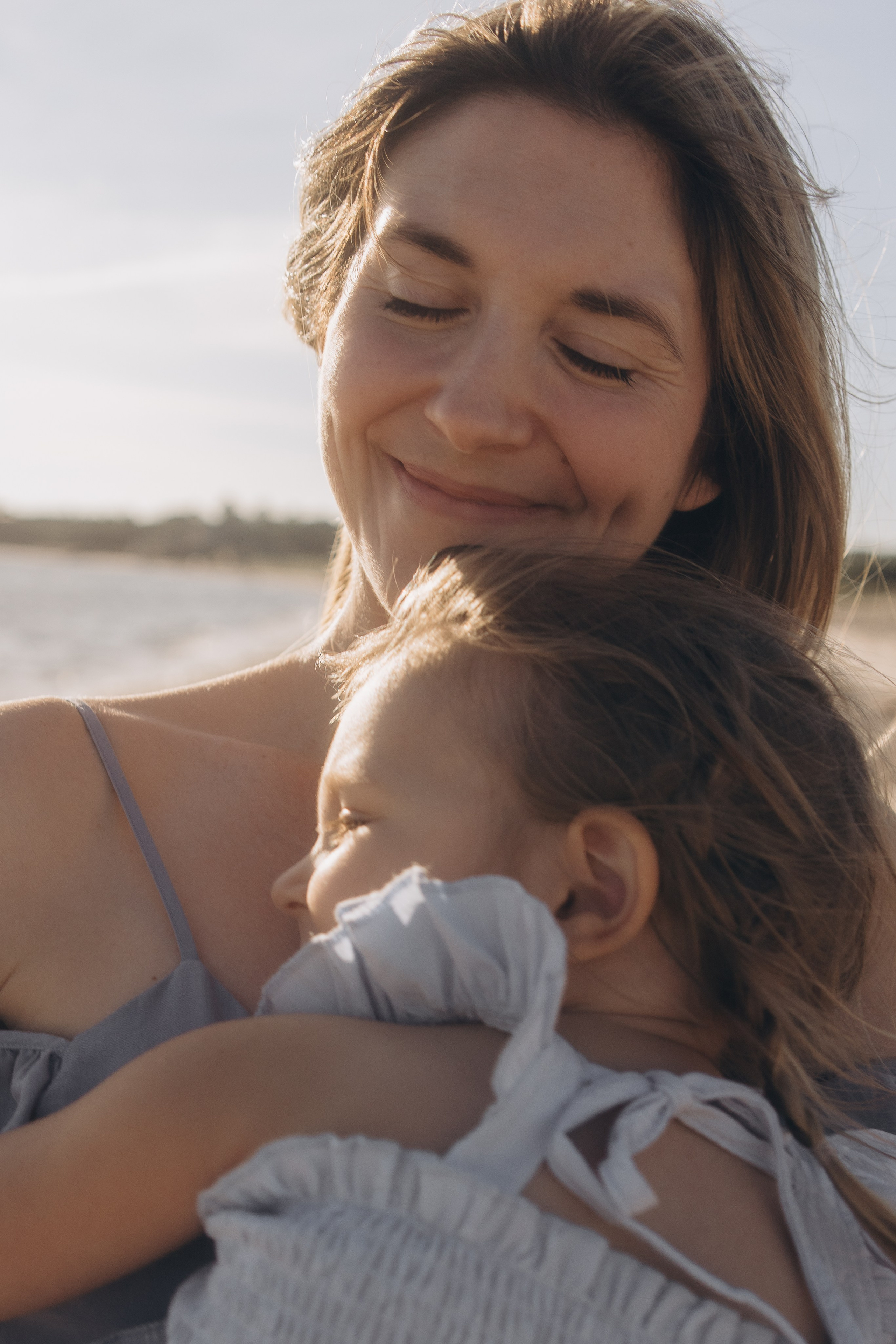 Outdoor Sessions. Family, Newborn & Maternity Photography and Films in Connecticut · Deschain Photography