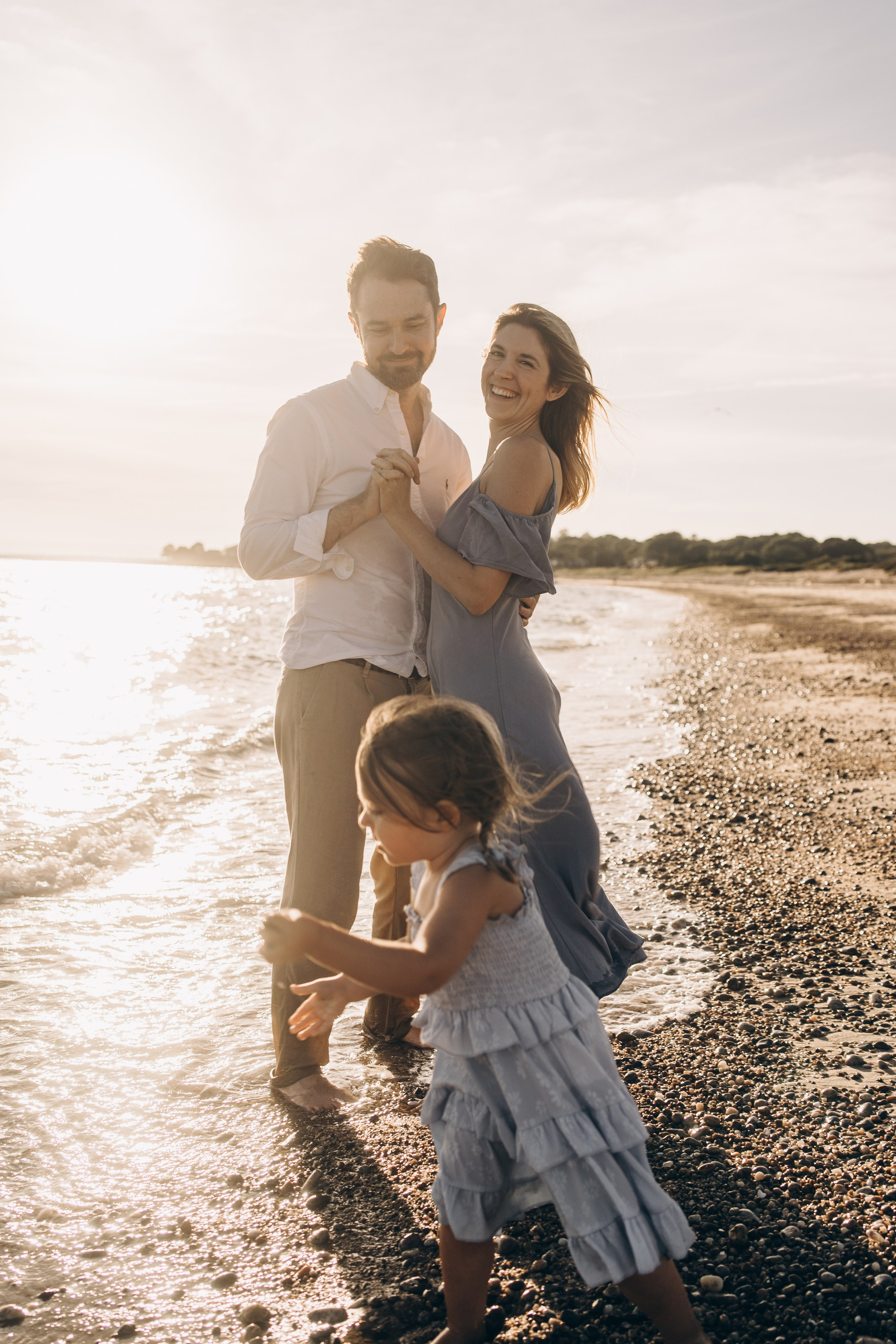 Outdoor Sessions. Family, Newborn & Maternity Photography and Films in Connecticut · Deschain Photography
