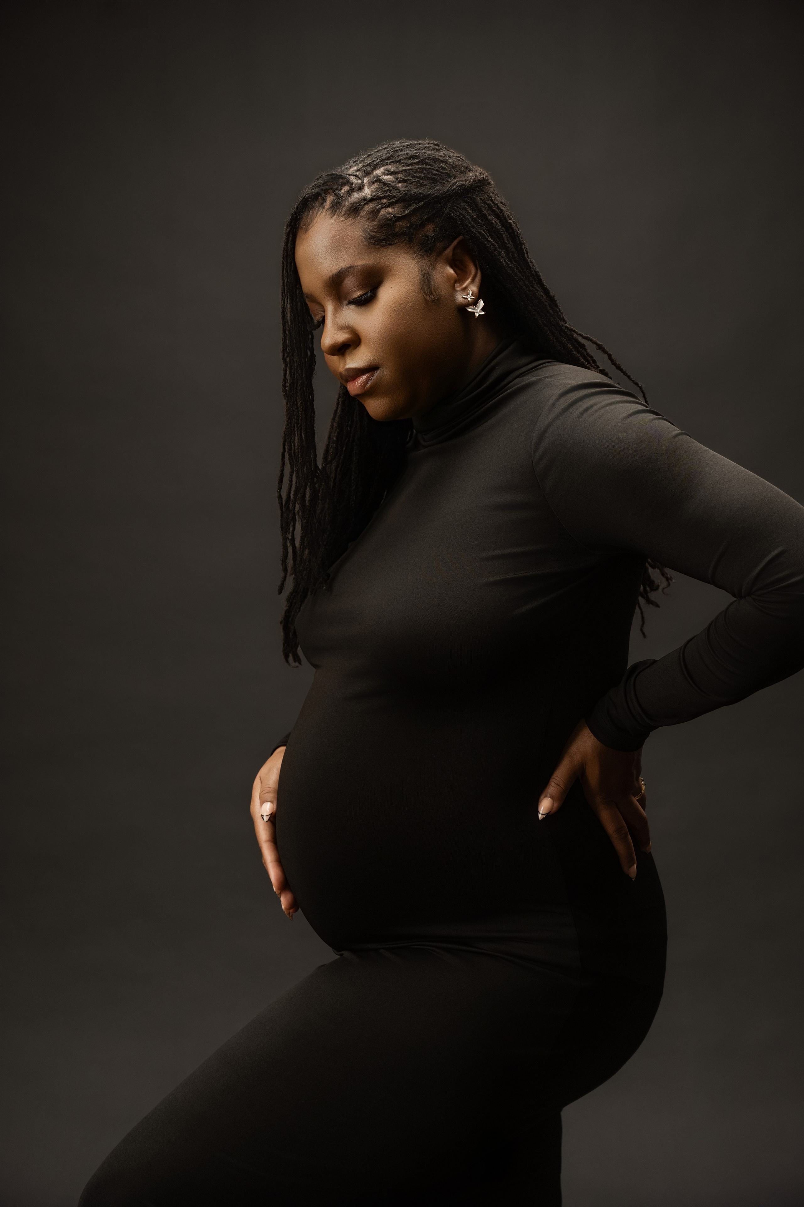 Connecticut Maternity Photographer · Portraits in the Old Masters Style