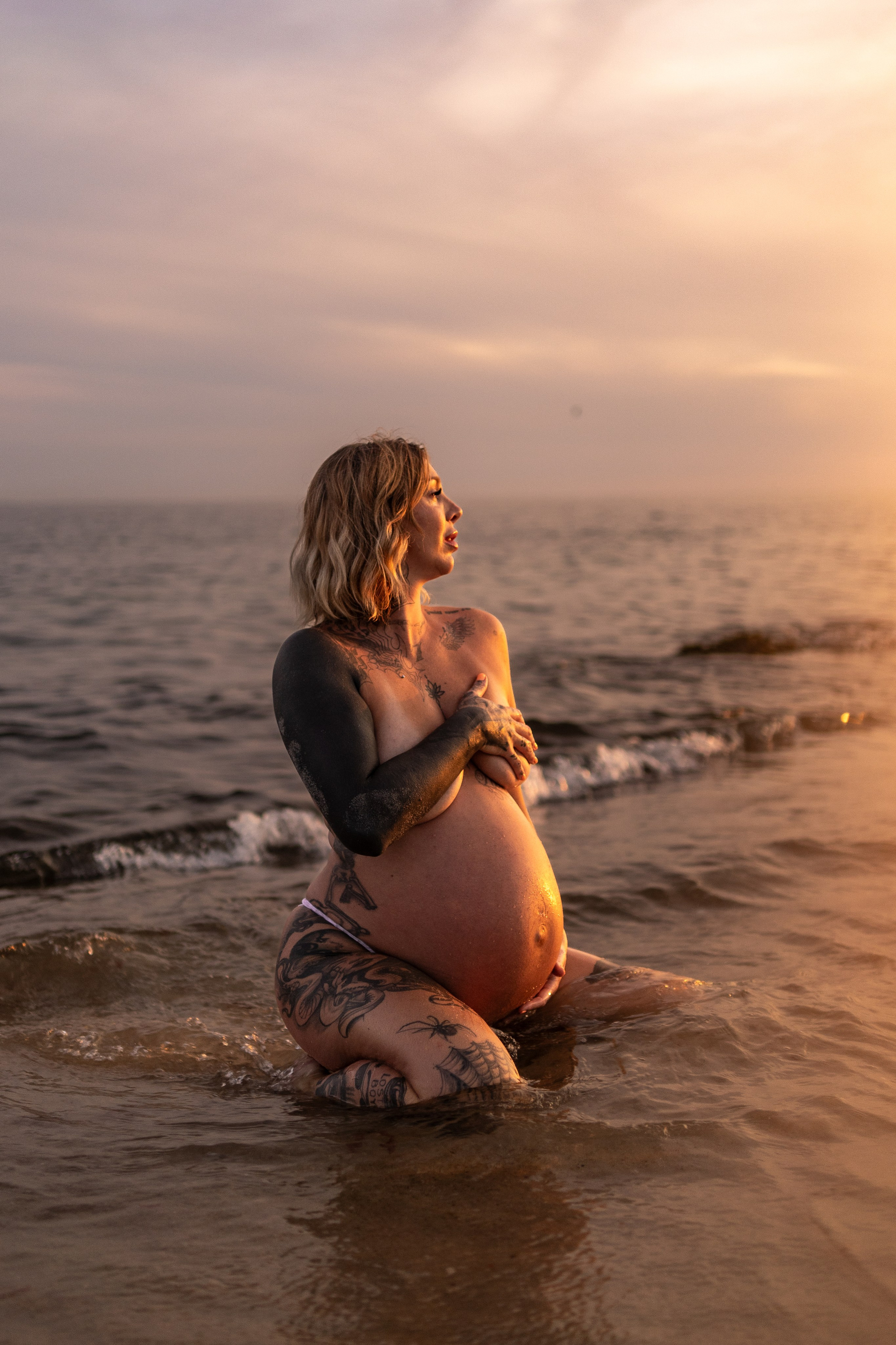 Harkness Park Maternity Photos at Sunset | Waterford & Niantic CT Maternity Photographer