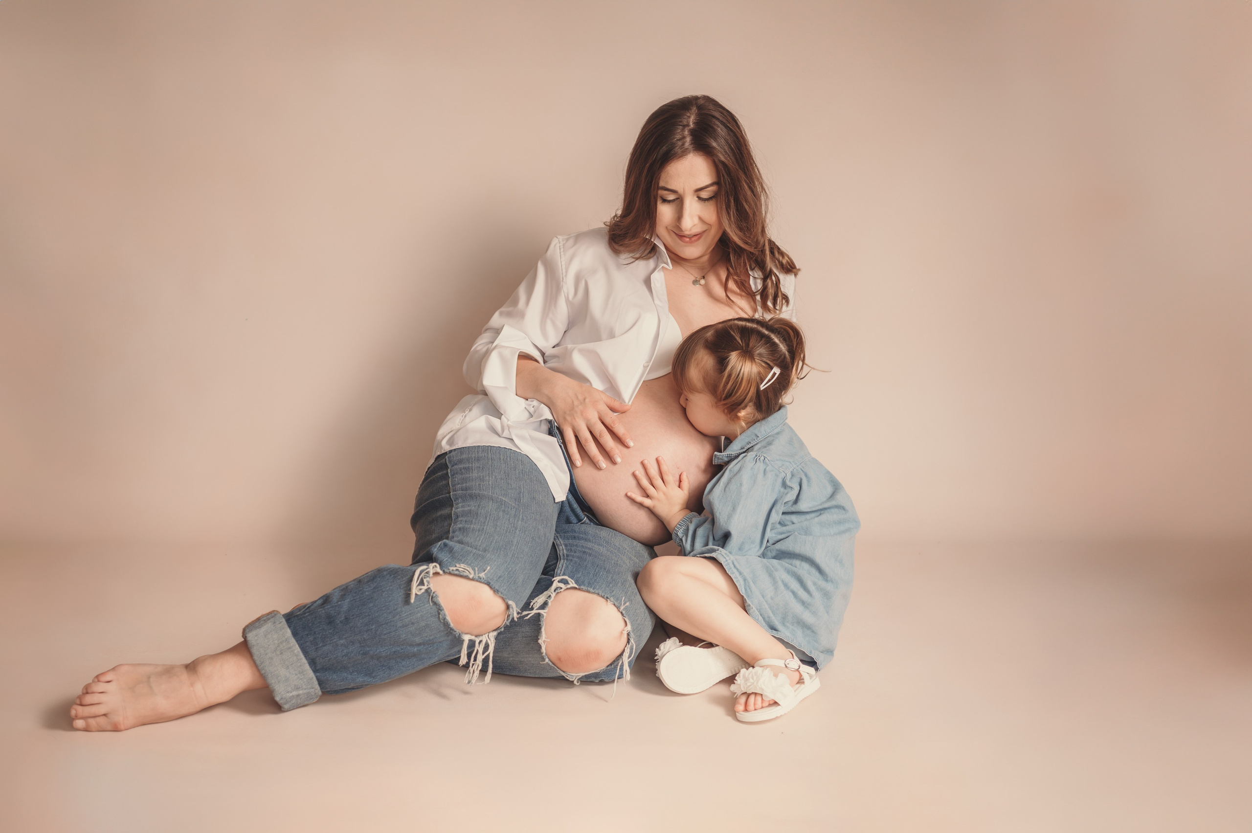 Family Session. Maternity Newborn and Family photographer Hamburg Claire Hambley
