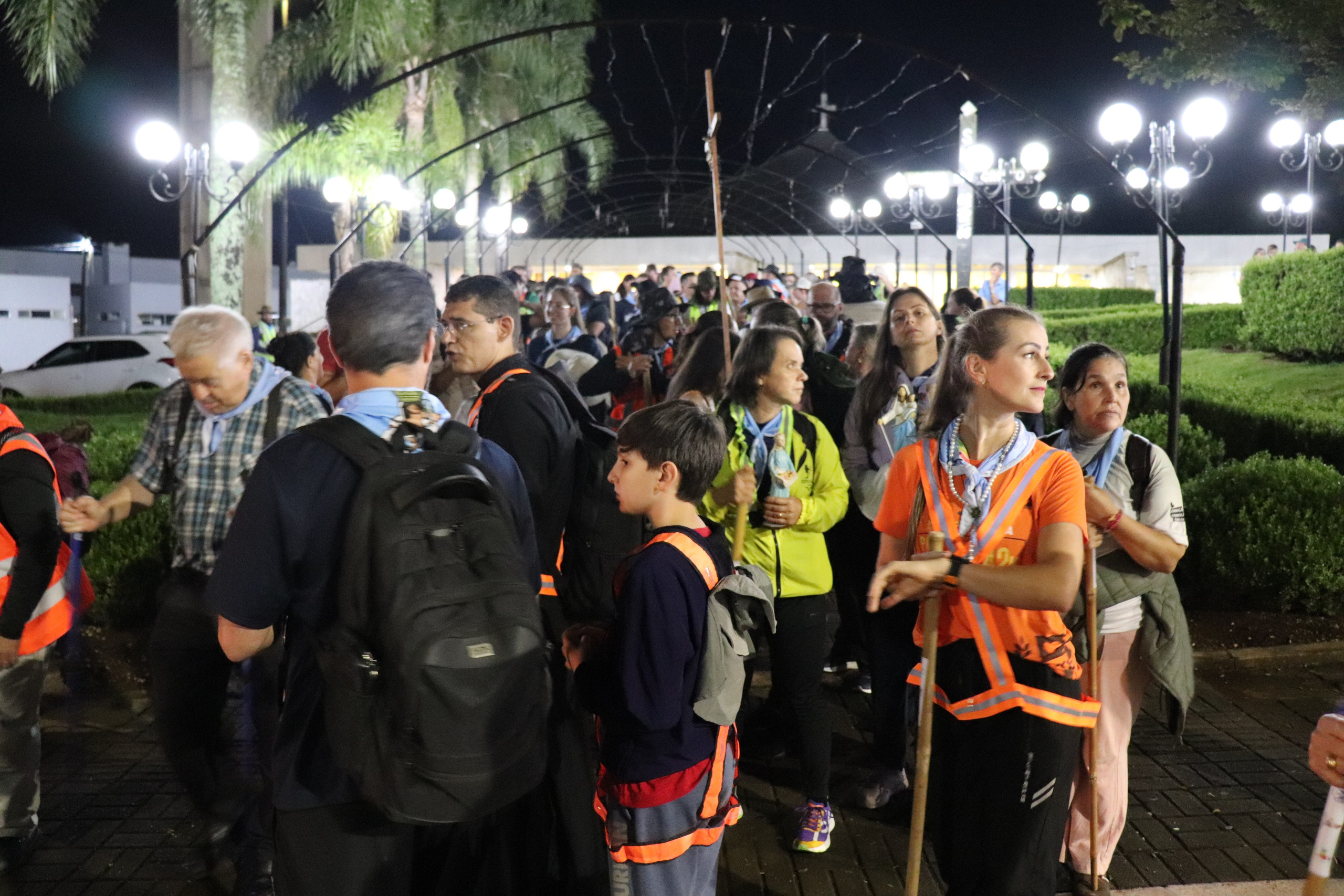 Peregrinação Nossa Senhora de Belém. Handa Produções
