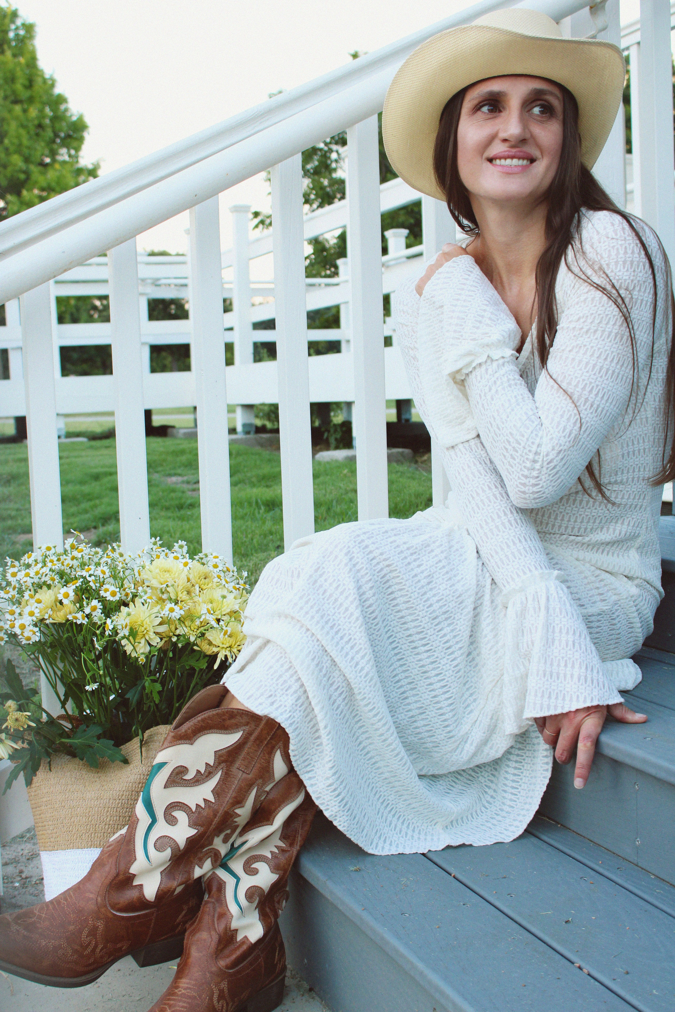 Texas Countryside Family Photoshoot in Cowboy Style. Lana Petrychenko — Portrait & Family Photographer. Valencia, Spain