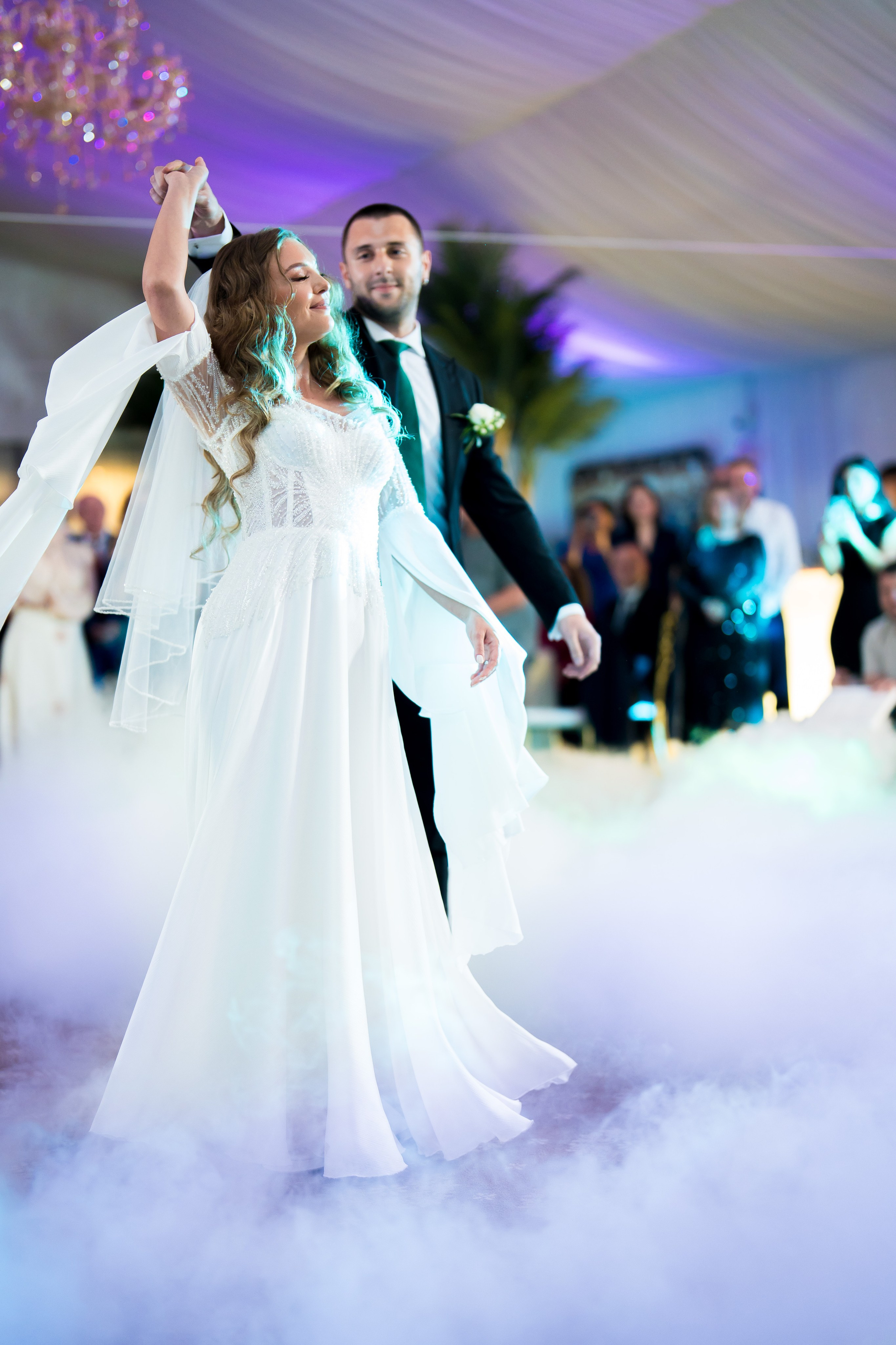 PARTY. Gabriel Florea — Fotograf nuntă București