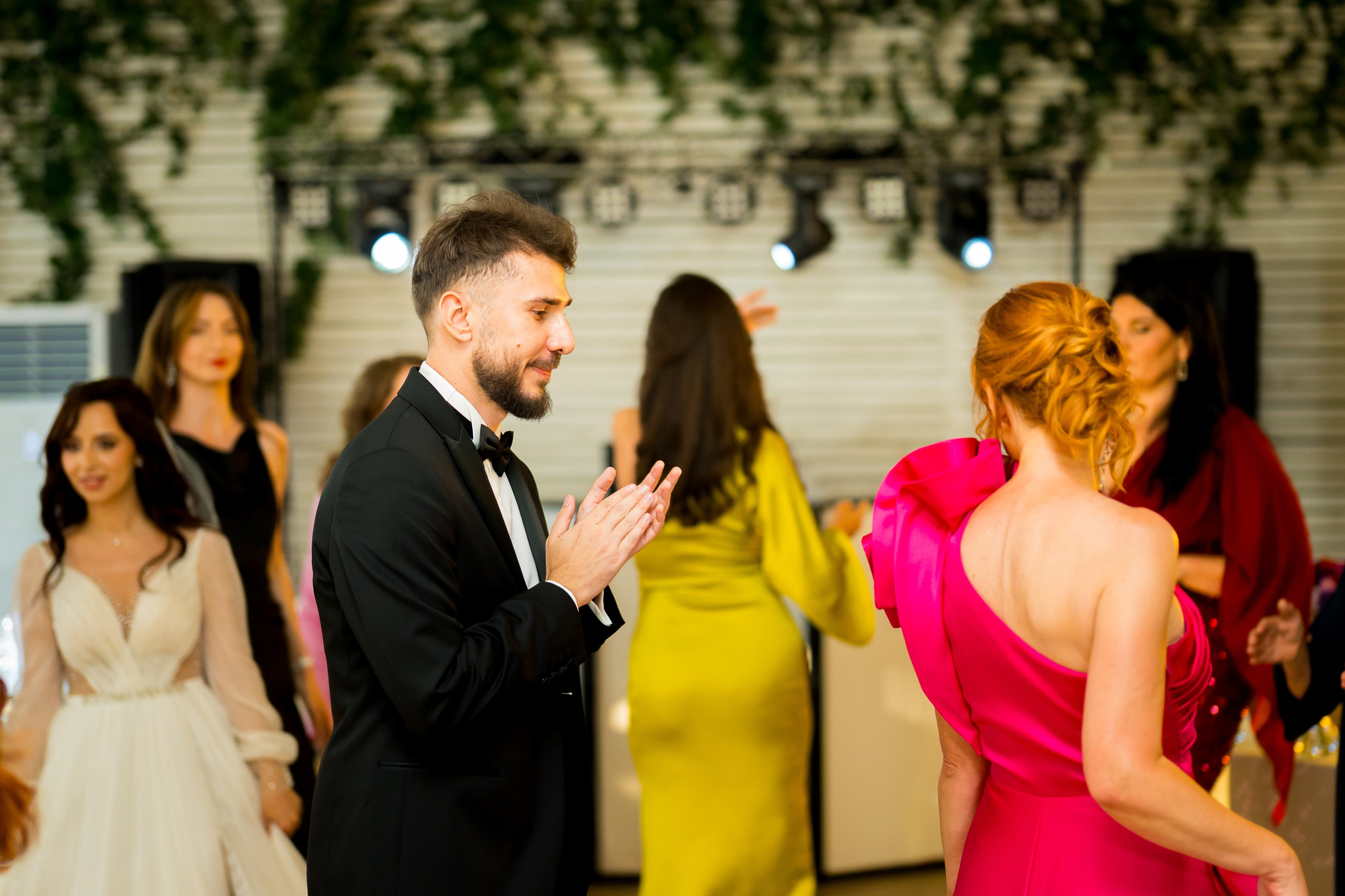 PARTY. Gabriel Florea — Fotograf nuntă București