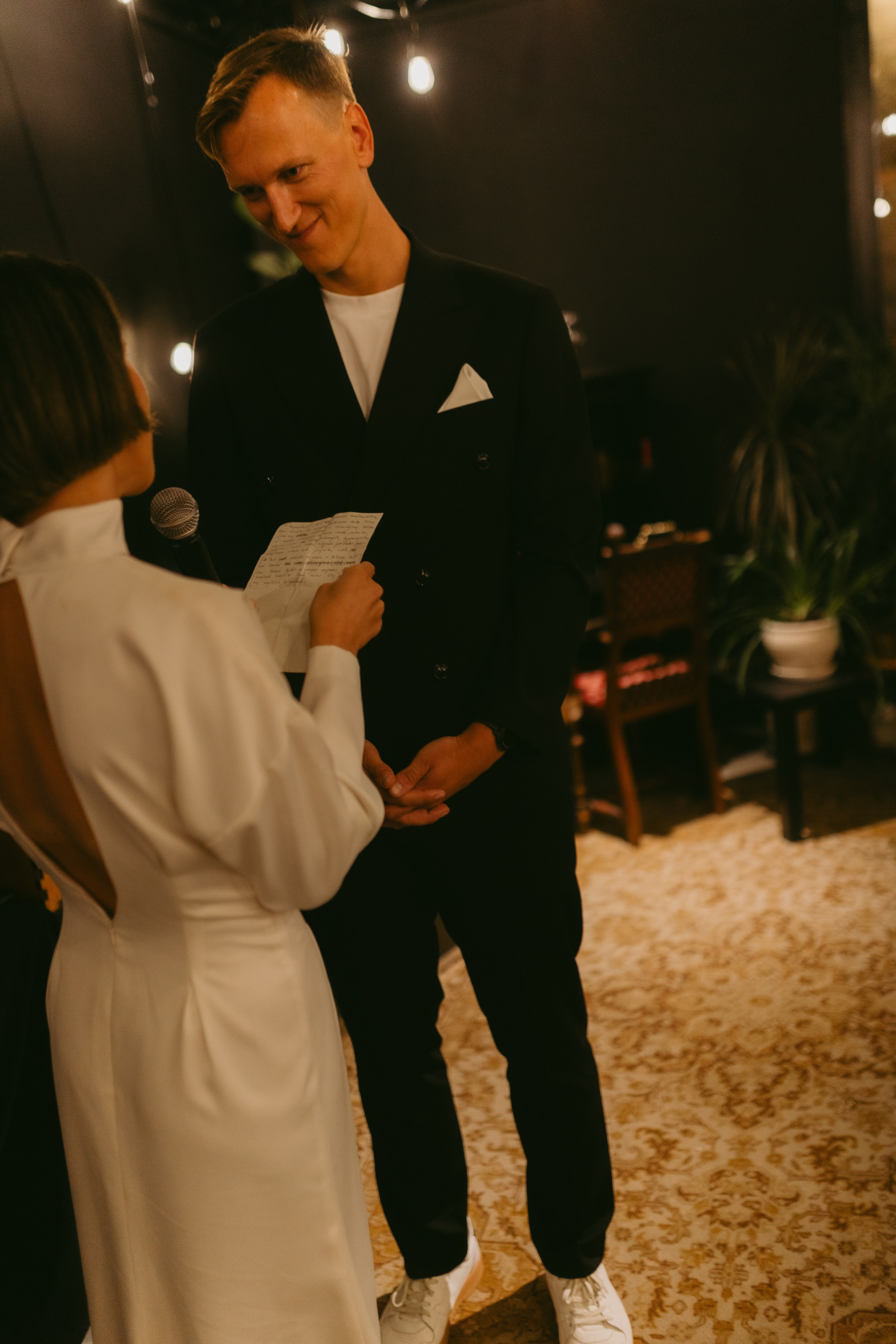 Miglė ir Mindaugas | 2024 | MIESTO VESTUVĖS. Vestuvių ir šeimų fotografė Lena Bondarenko / belove photo