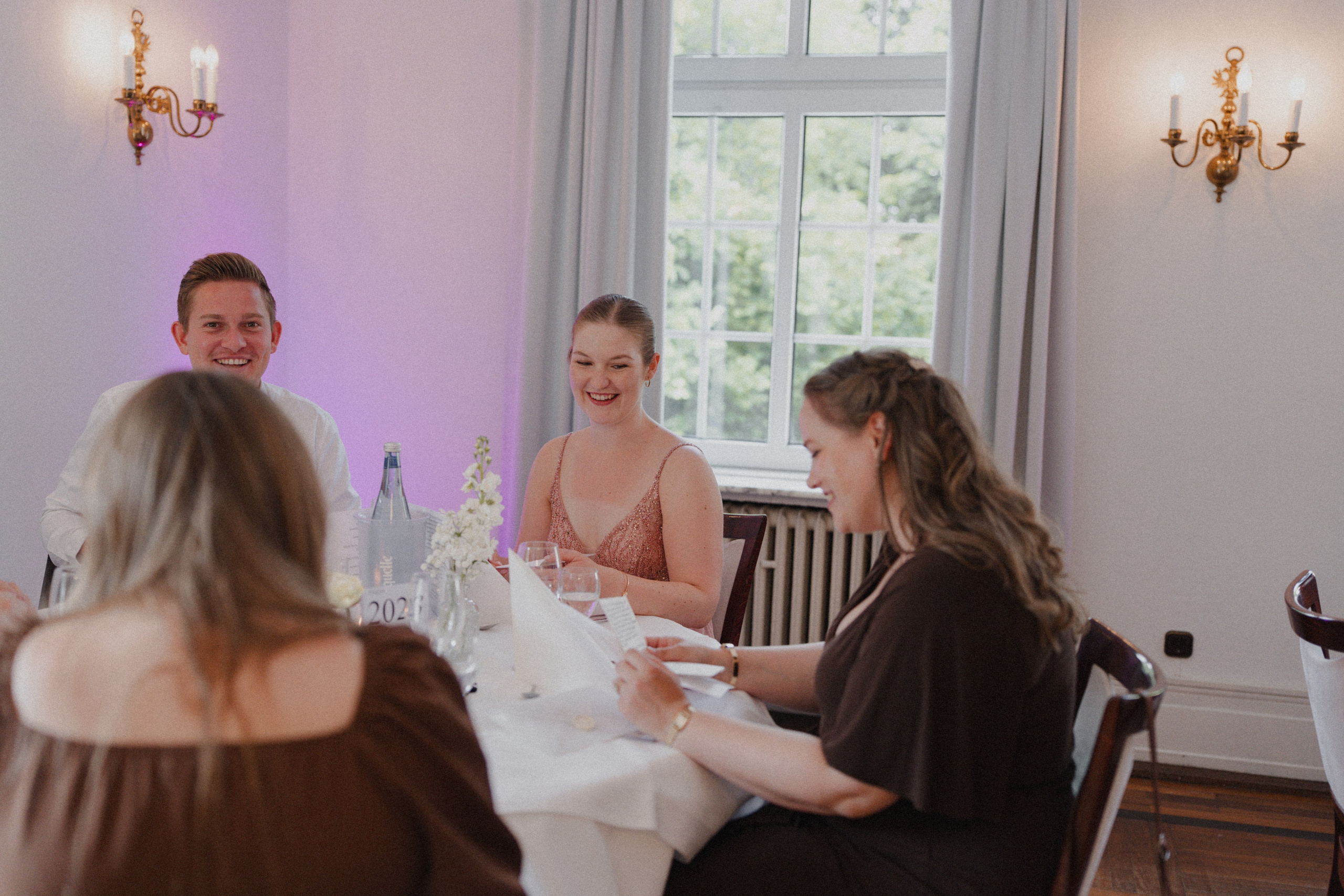 Jessica & Felix I Gesellschaft Harmonie Bochum. Hochzeitsfotografin Bochum | Halyna Reiche Fotografie NRW