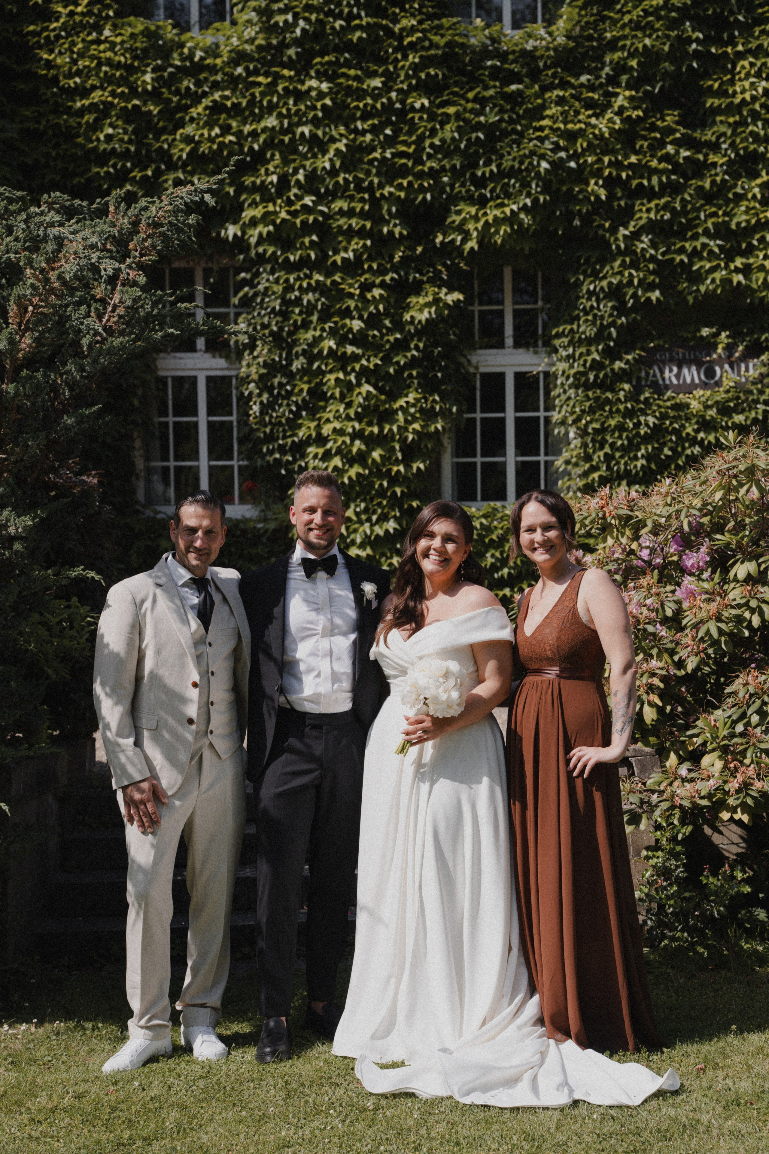 Jessica & Felix I Gesellschaft Harmonie Bochum. Hochzeitsfotografin Bochum | Halyna Reiche Fotografie NRW