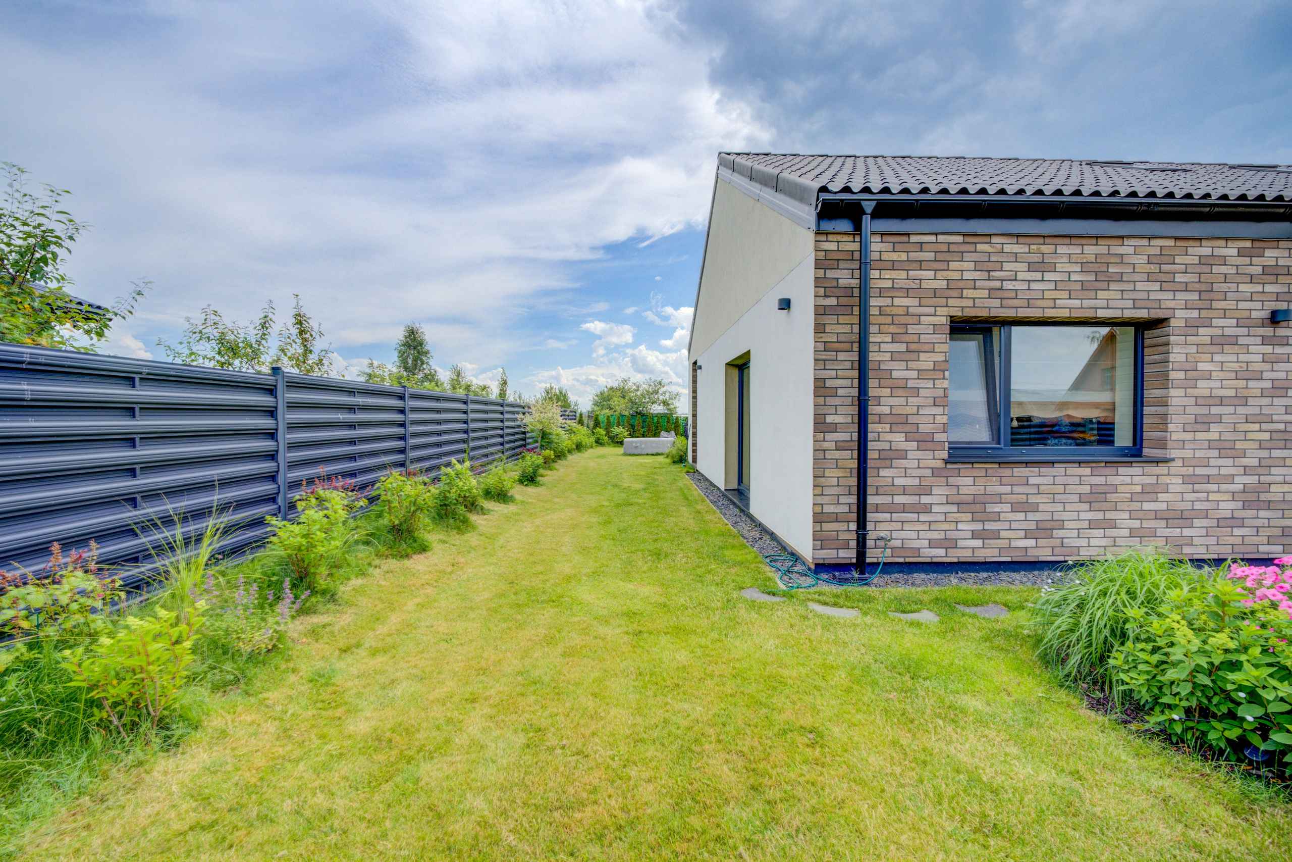 Lentvaris, gražus namas. Elina Sapiega fotografė Vilniuje