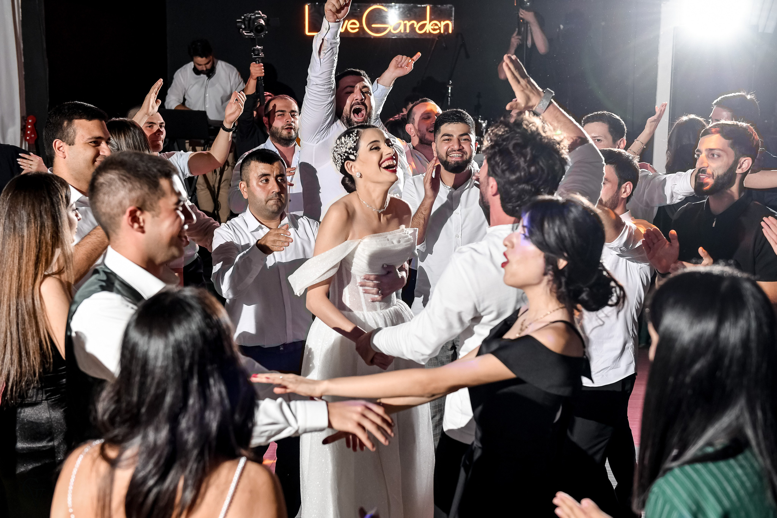 Bagrat & Inessa. Wedding photos and video shooting in Armenia and all over the world!!! Photographer in Yerevan