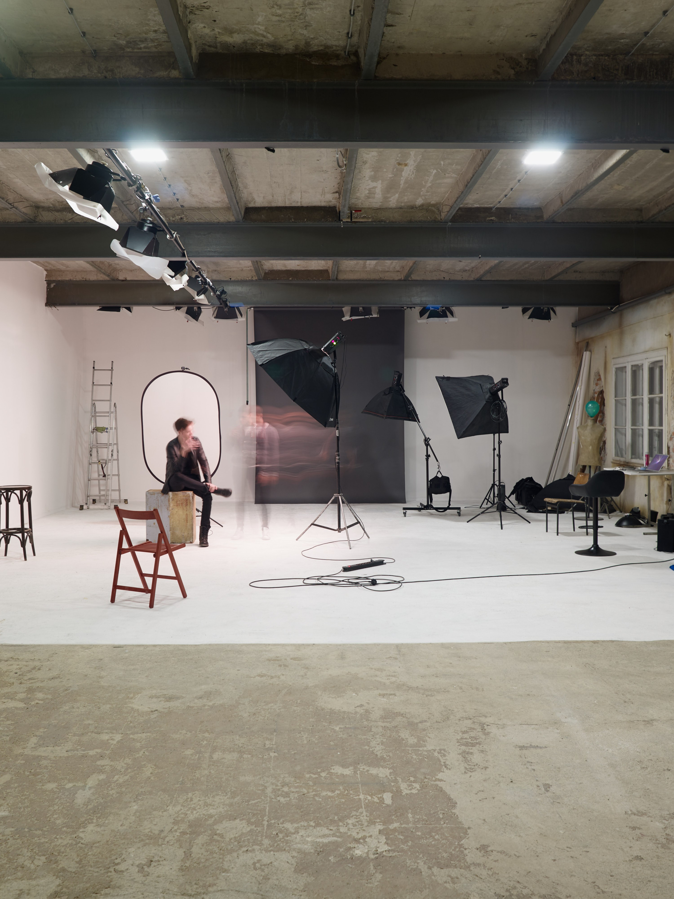 Studio Photogenic. Commercial and studio photographer in Belgrade