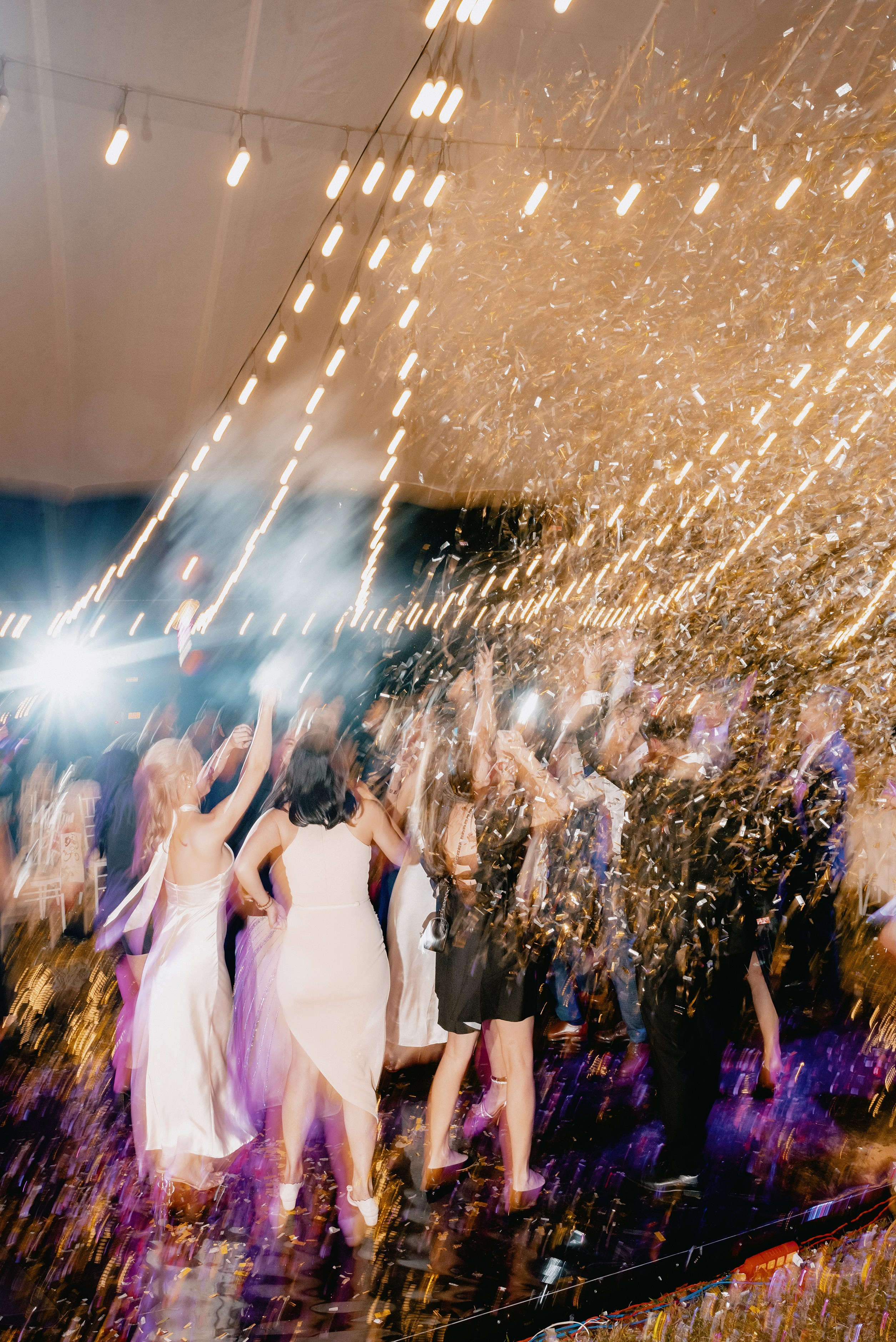 JESSE & MIMI / Destination wedding. Nhiếp ảnh gia đám cưới hàng đầu tại Thành Phố Hồ Chí Minh
