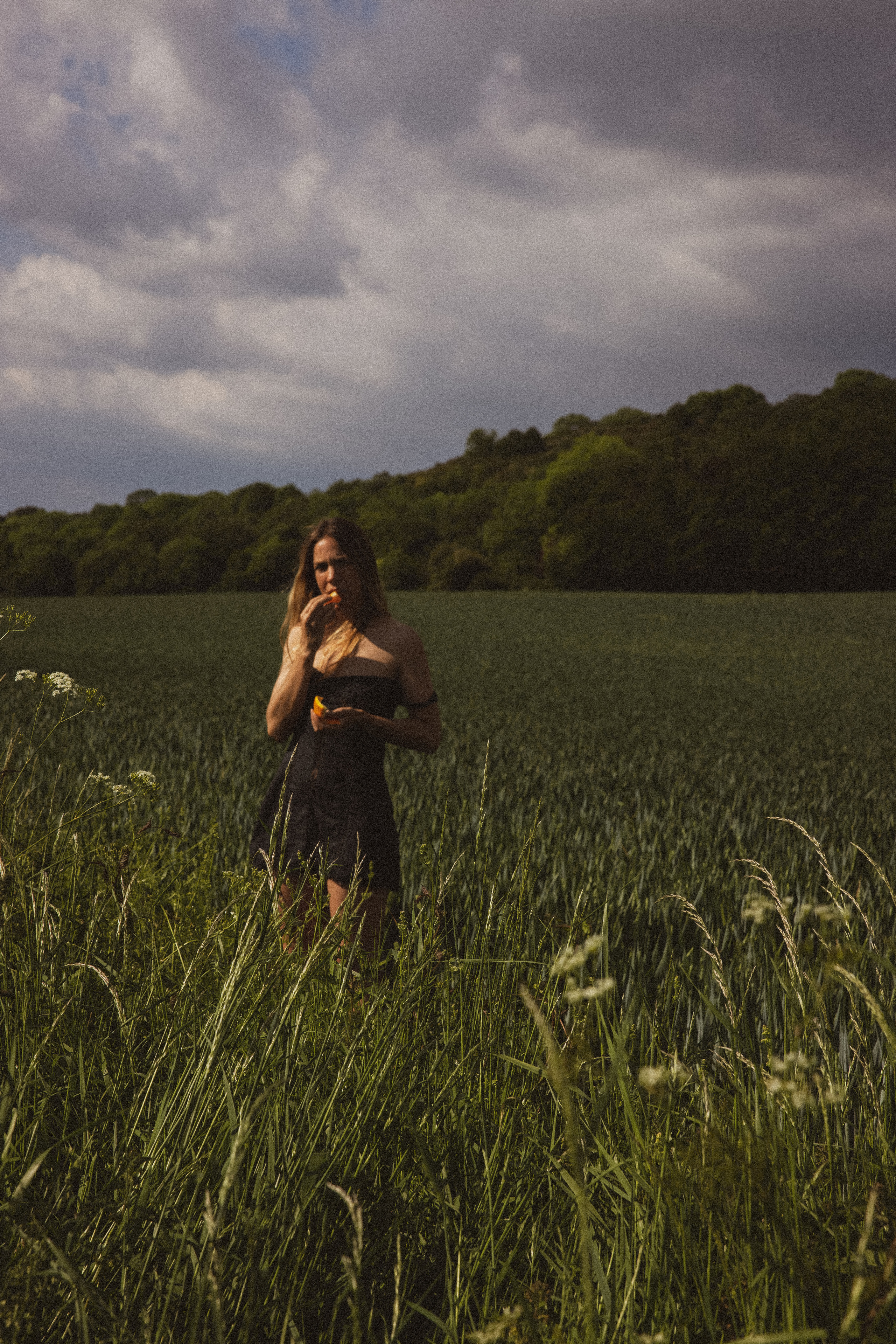 DIANA. Portrait and lifestyle photographer