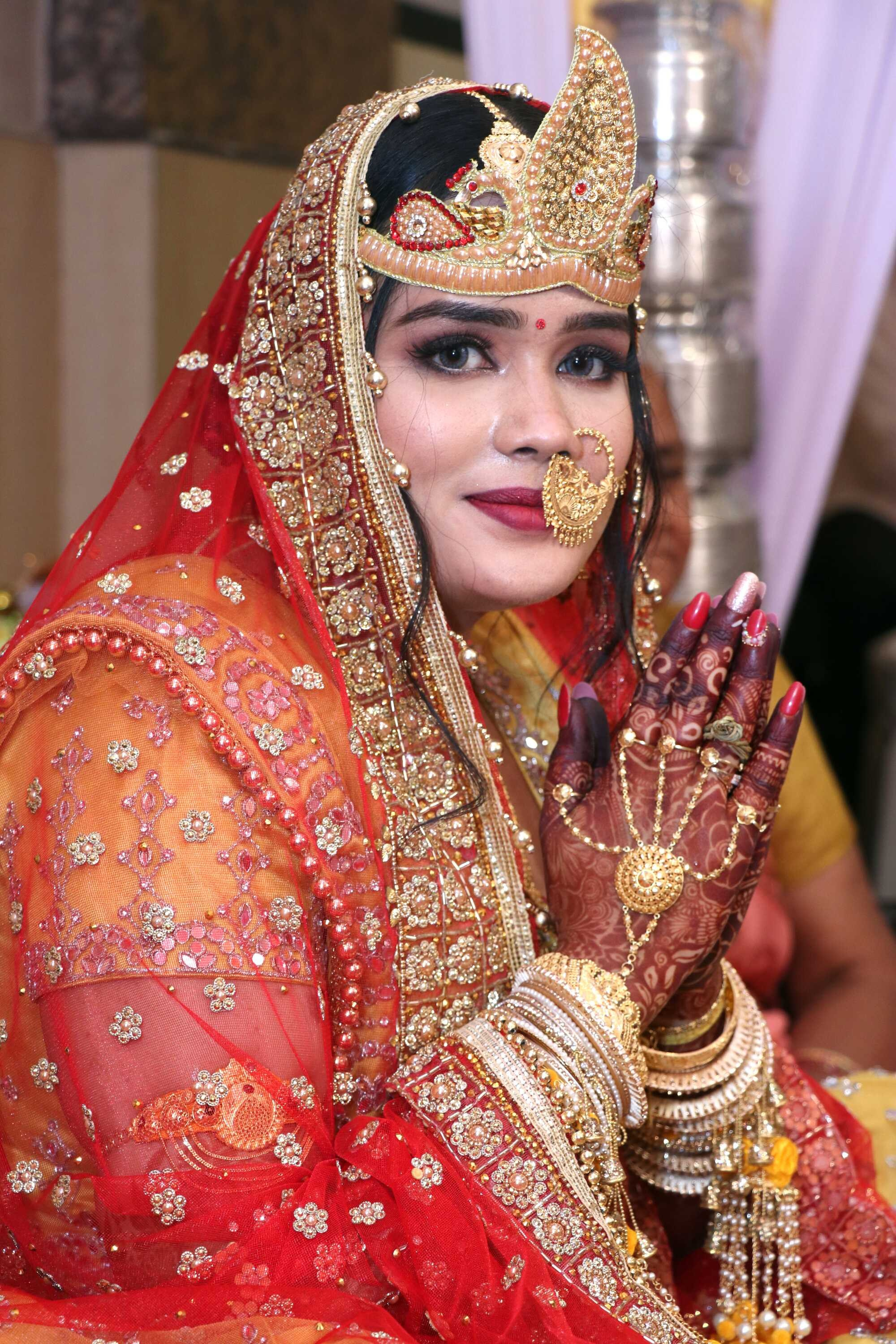 SHASHIKANT WEDS ROSHANI. “Ajay Digital Photo Studio — Capturing Timeless Wedding Moments”