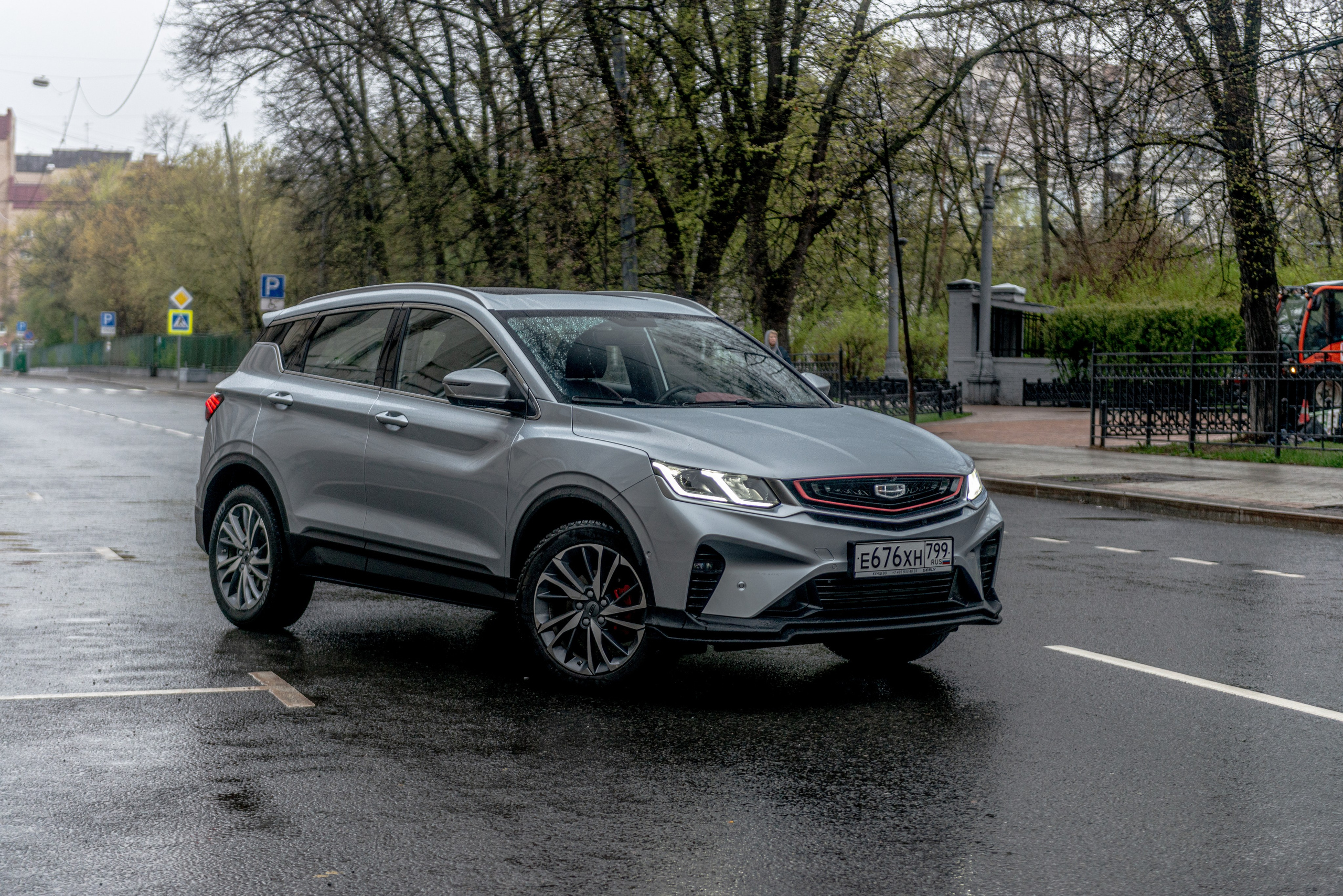 Фотосъемка автомобиля Geely Coolray. ФОТОГРАФ МЕКСИКА КИНТАНА-РОО