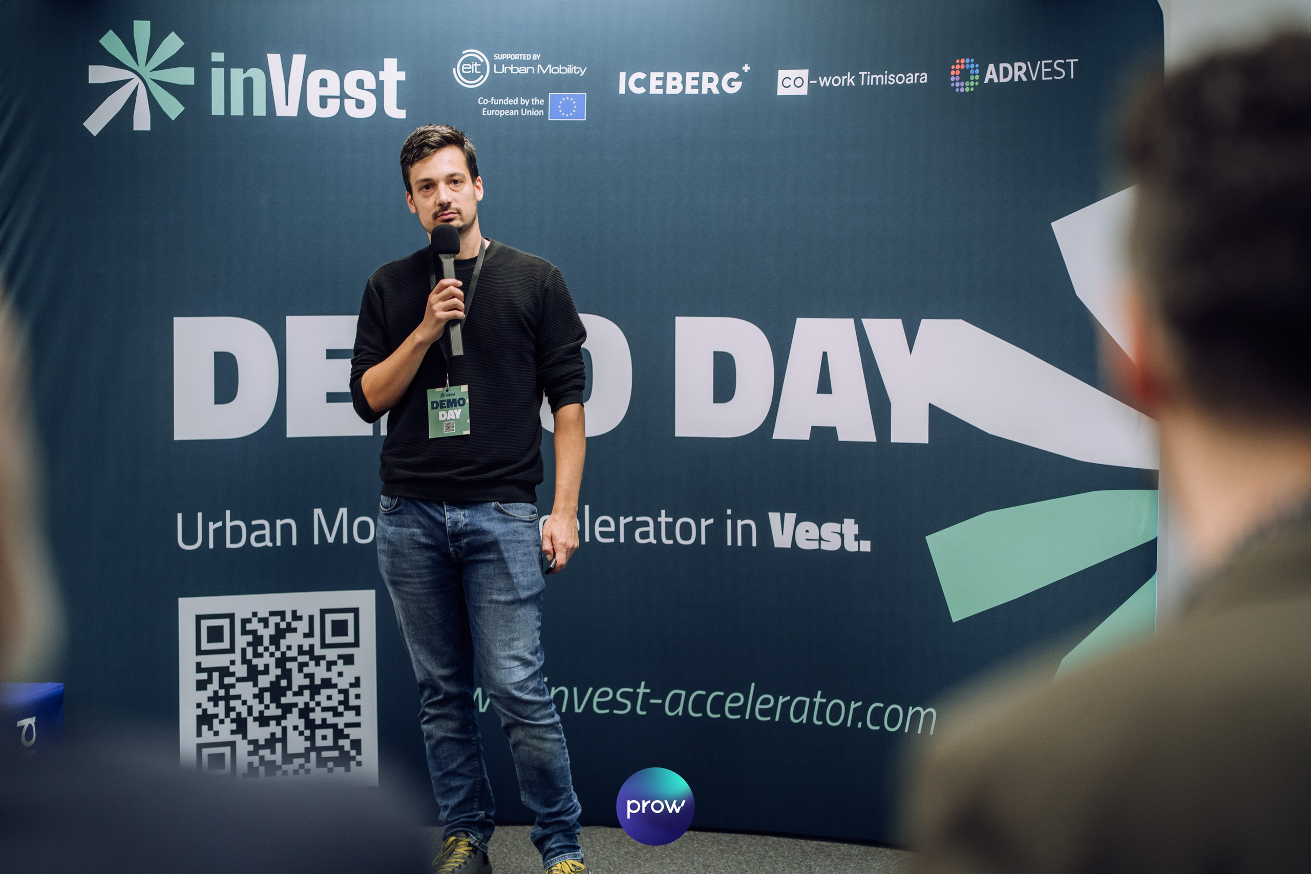 InVest DemoDay @ Cowork. Cozac Cristian Photographer