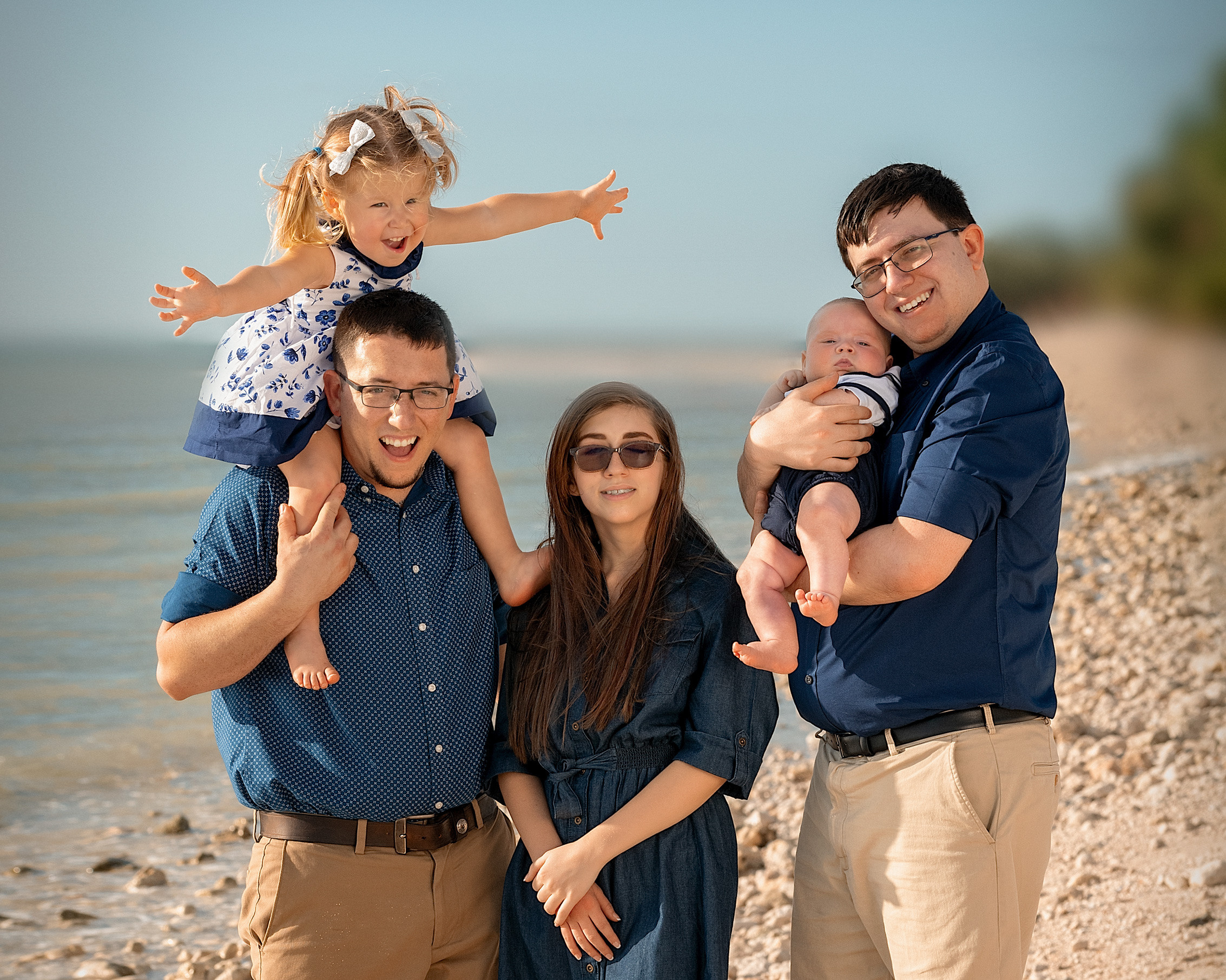 Elvira. Portrait, kids and family photographer in Wesley Chapel Alina Alice Osipova