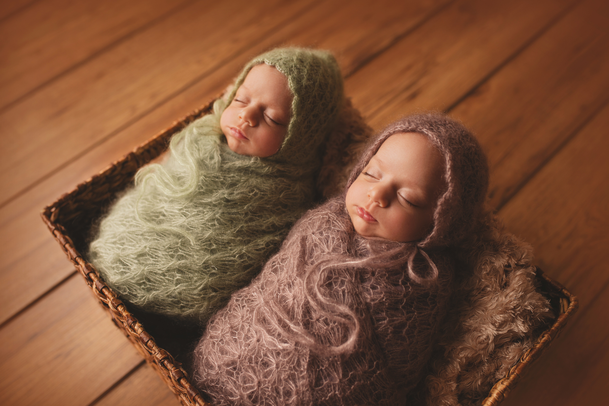 NEWBORN. Ottawa Newborn and Baby Newborn Photographer Elena Helali