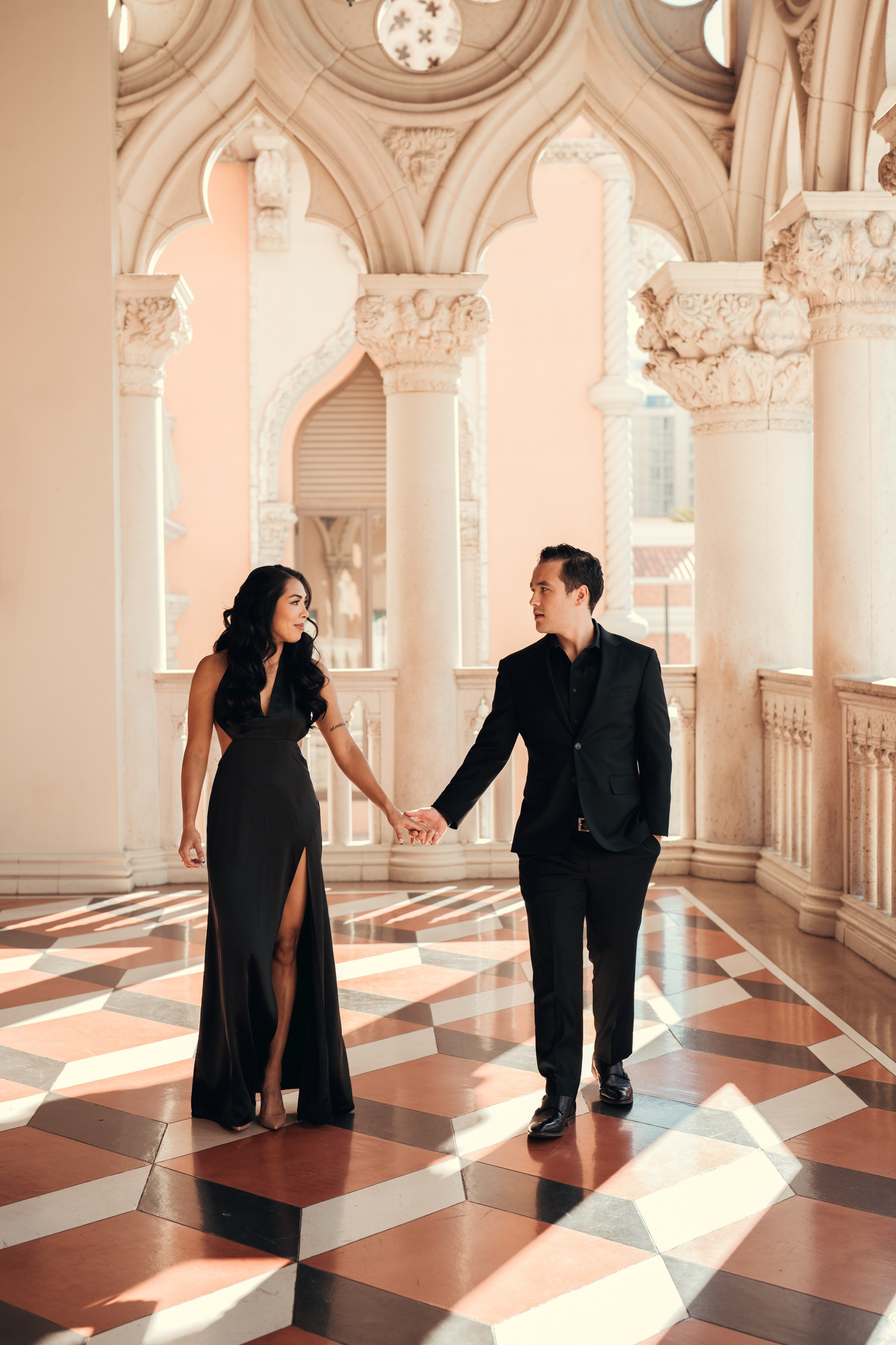 Calah&Matthew. Wedding & elopement photographer Viktoriya Kravtsov. Las Vegas