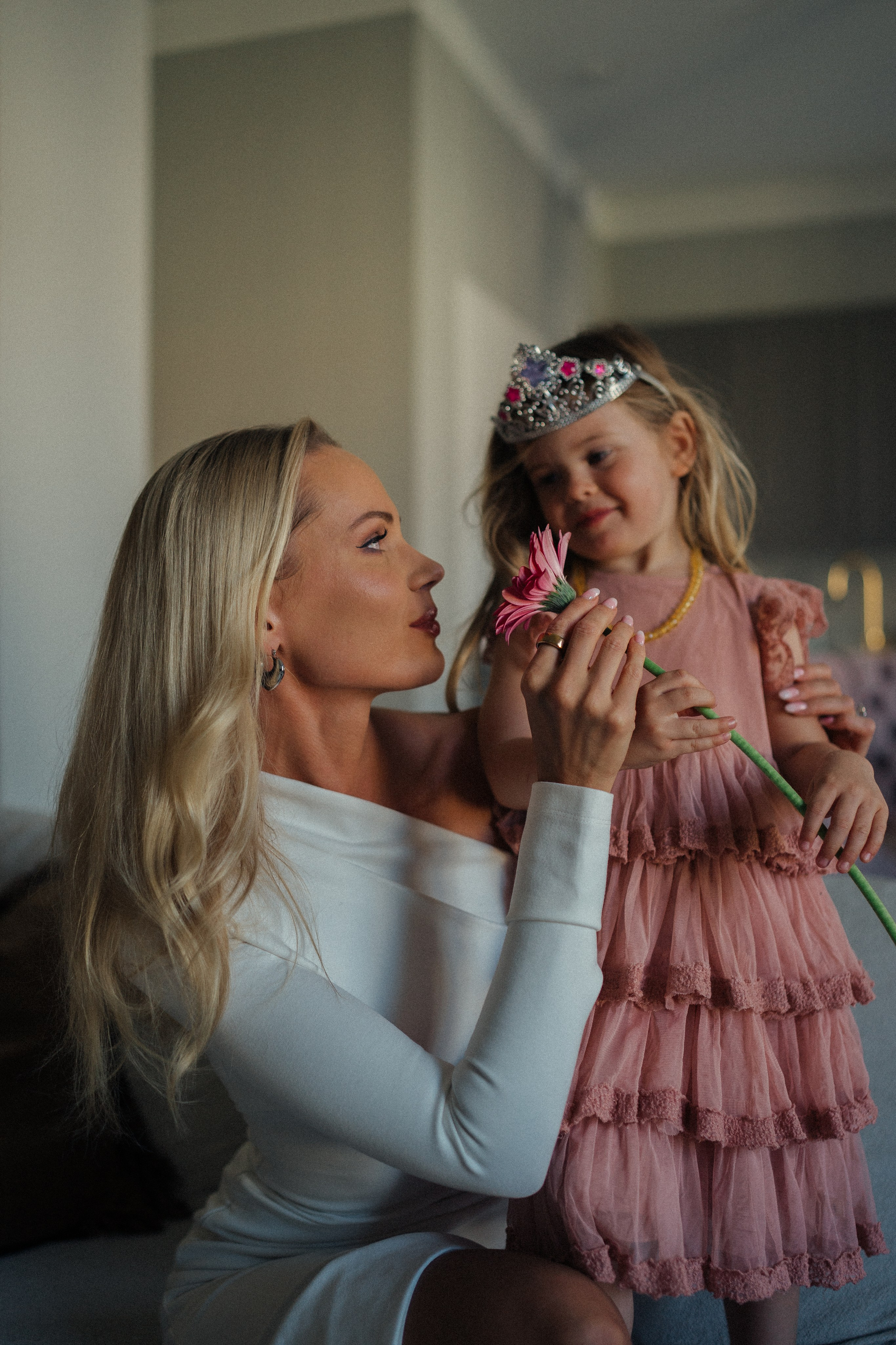 L&H. Wedding and potrait photographer in Helsinki Vickan O