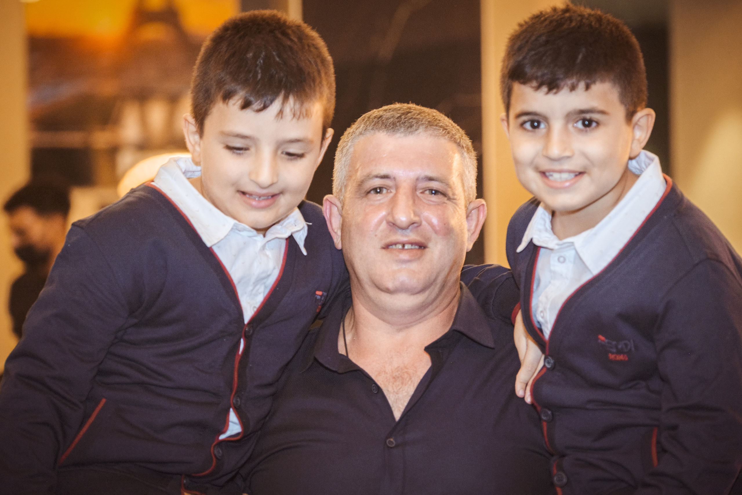 Birthday. Middle East Photo Agency סוכנות צילום המזרח התיכון — צילום מקצועי והדפסת מגנטים לאירועים