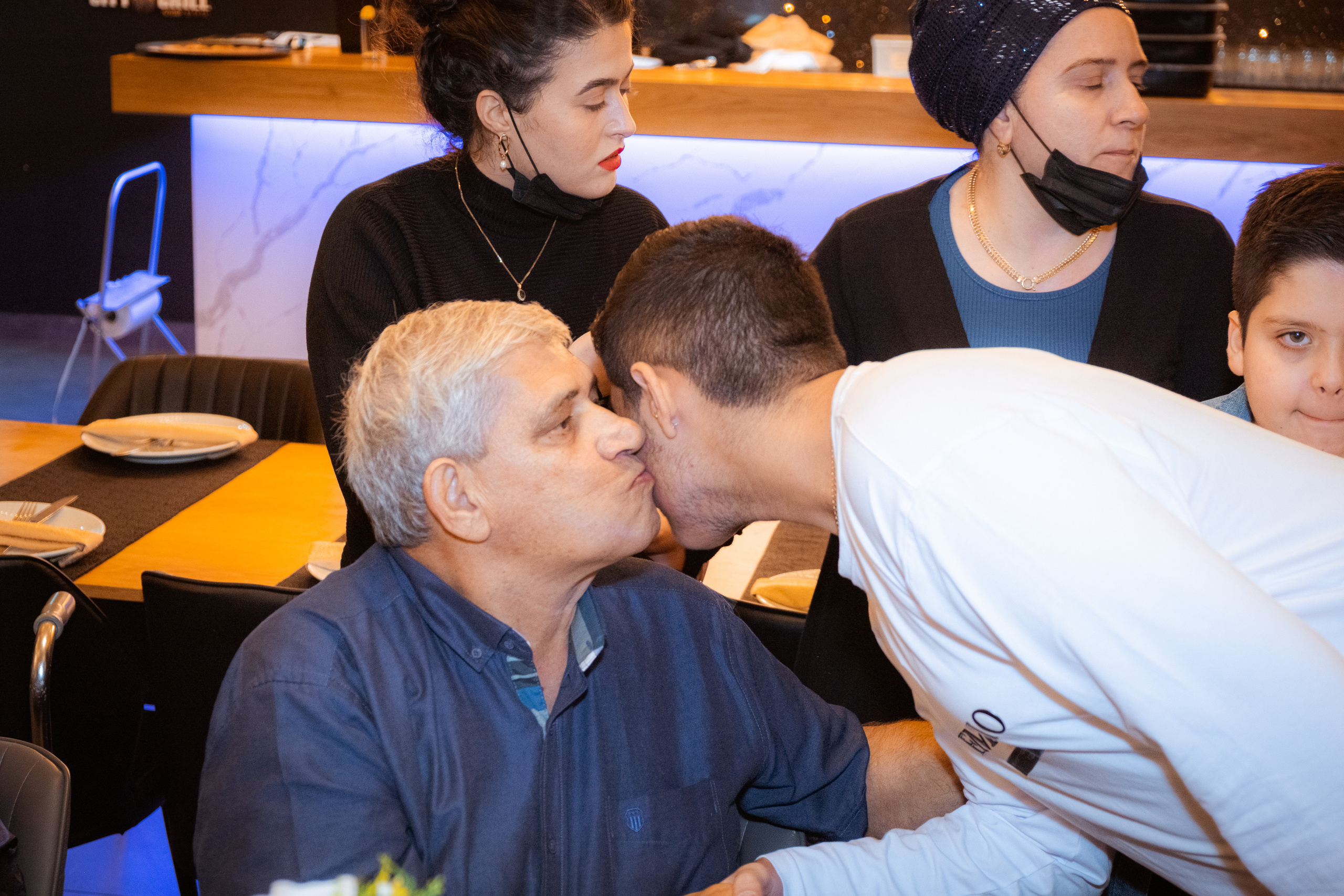 Birthday. Middle East Photo Agency סוכנות צילום המזרח התיכון — צילום מקצועי והדפסת מגנטים לאירועים