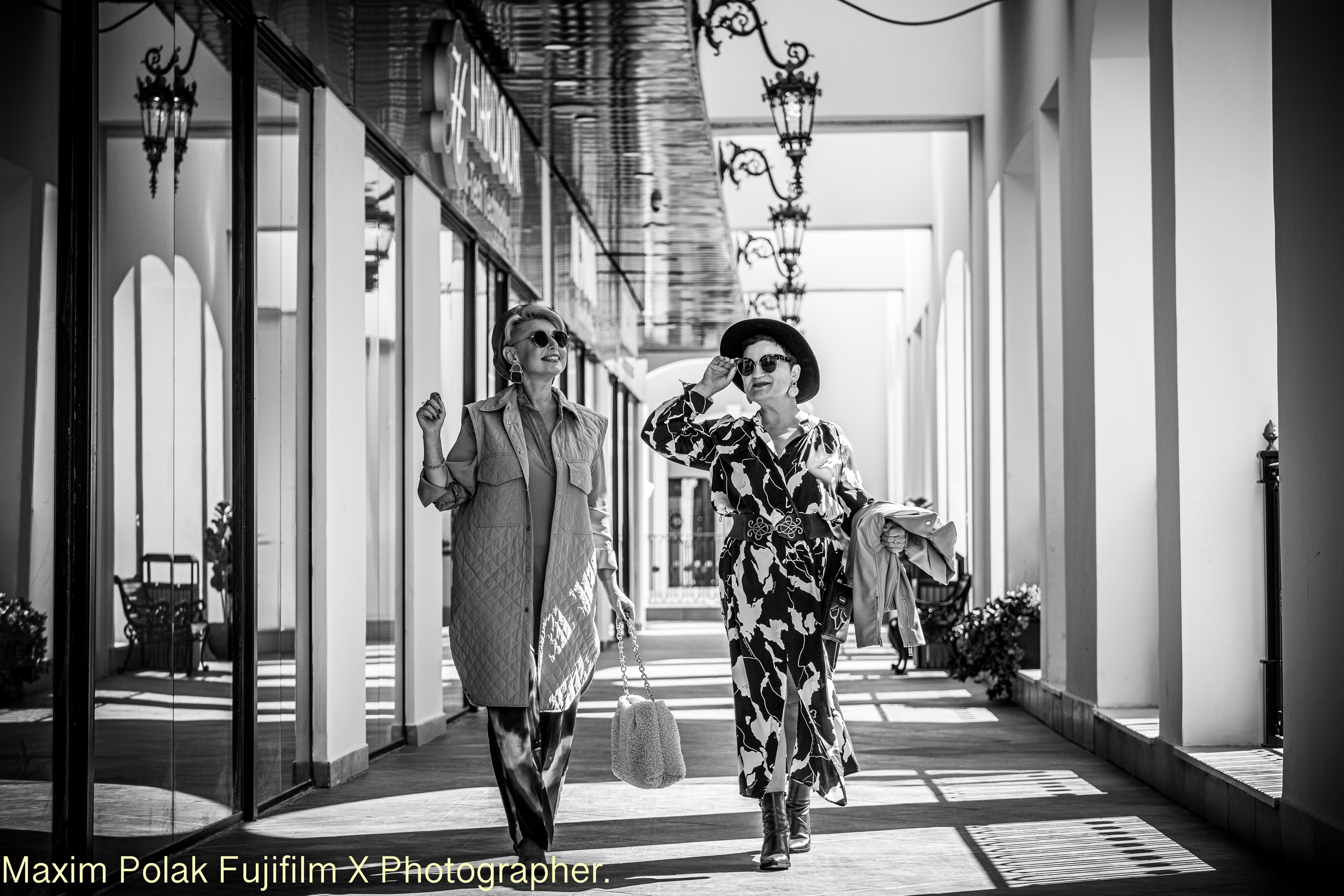 Venezia Modiin. Middle East Photo Agency סוכנות צילום המזרח התיכון — צילום מקצועי והדפסת מגנטים לאירועים