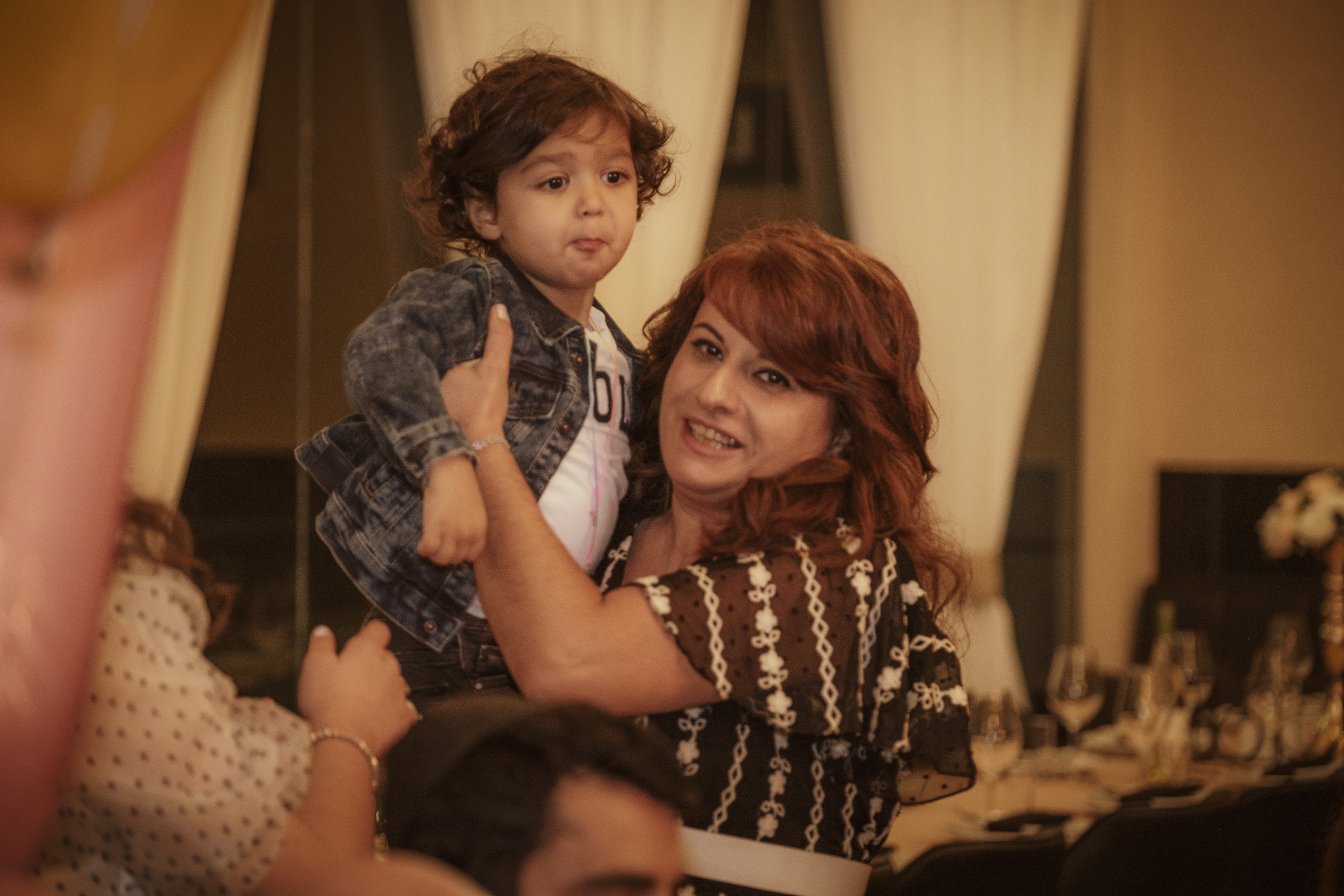 Birthday party. Middle East Photo Agency — Weddings, Bar & Bat Mitzvahs, Brit Milah, Theater, Magnets, Portraits