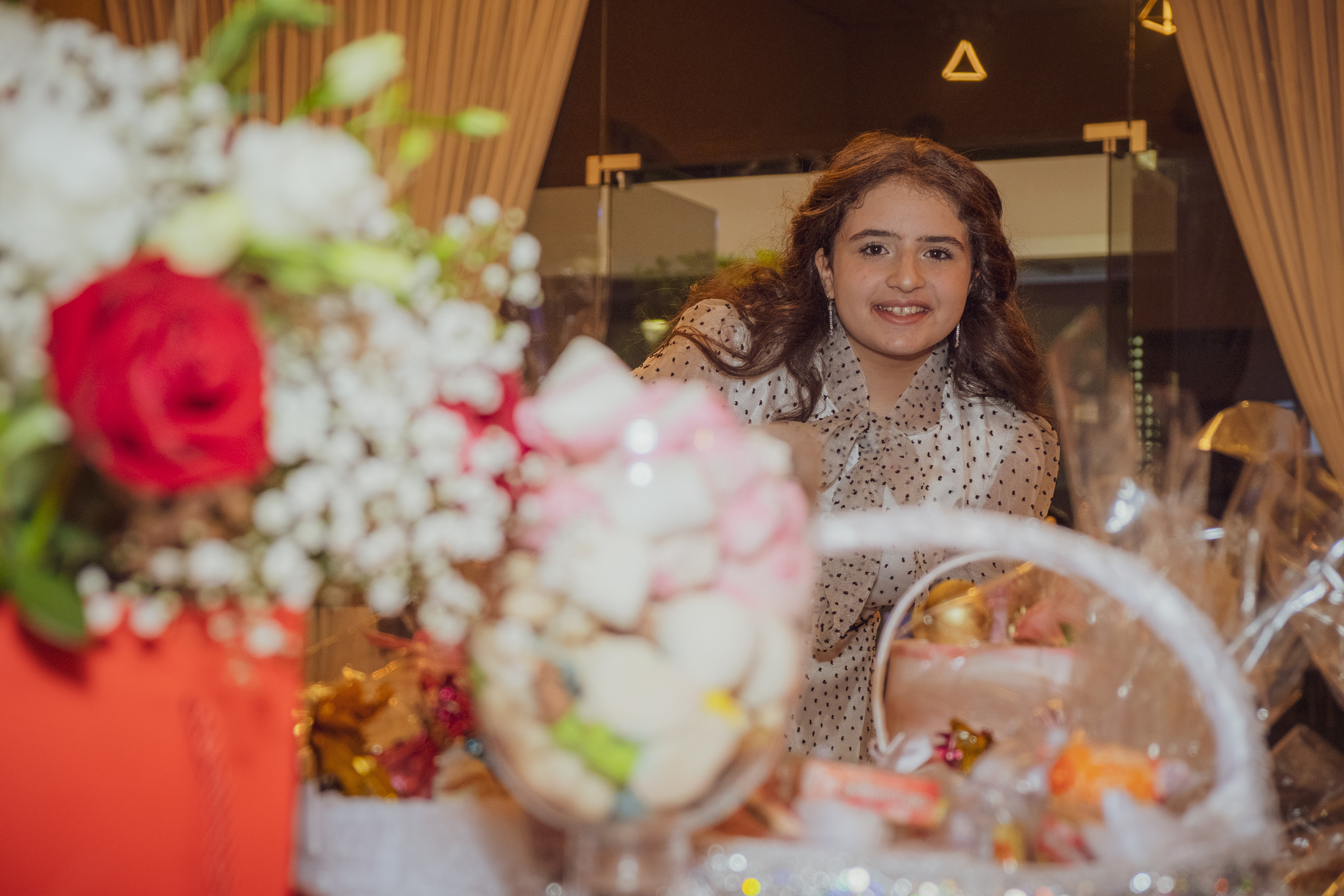 Birthday party. Middle East Photo Agency — Weddings, Bar & Bat Mitzvahs, Brit Milah, Theater, Magnets, Portraits