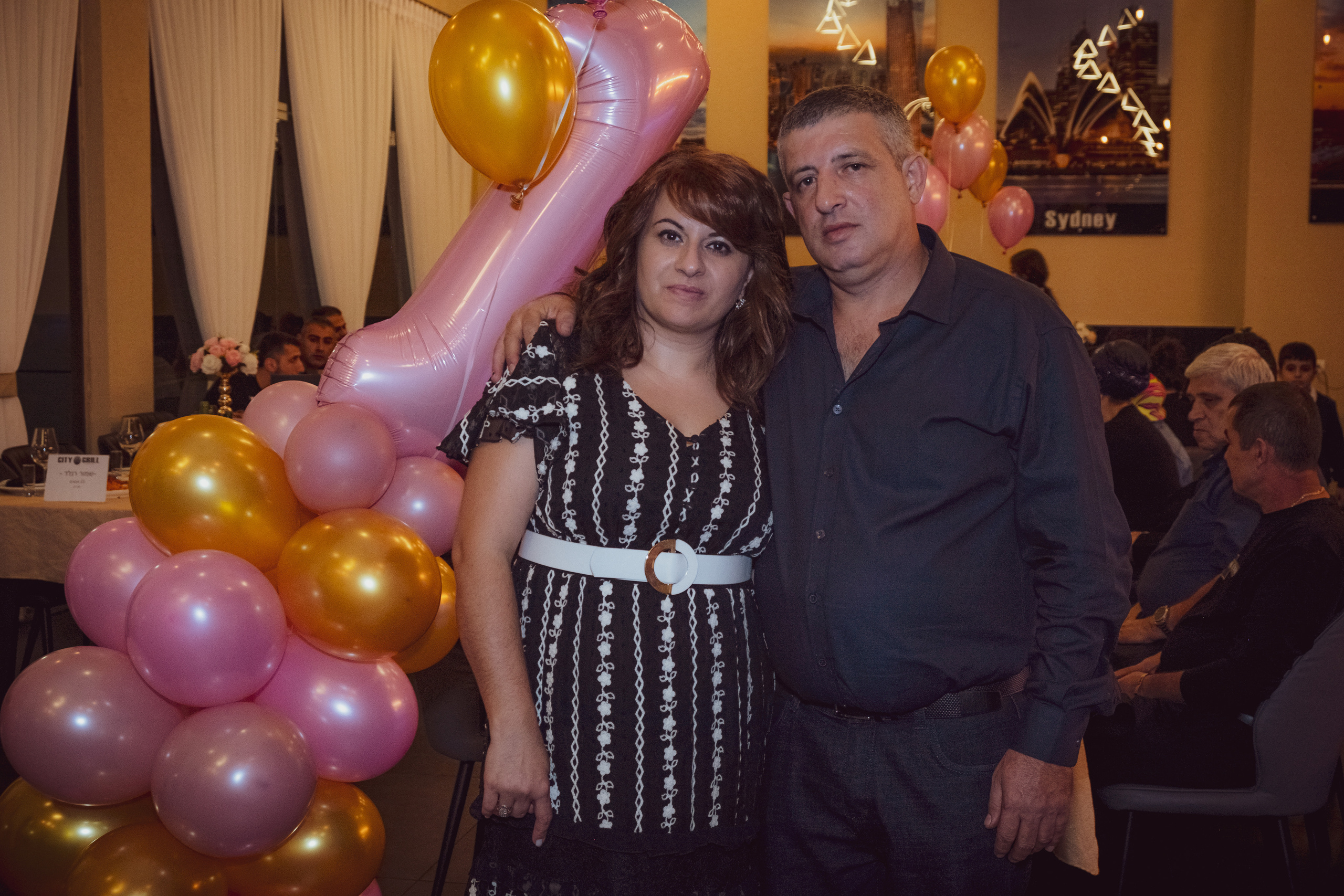 Birthday party. Middle East Photo Agency — Weddings, Bar & Bat Mitzvahs, Brit Milah, Theater, Magnets, Portraits