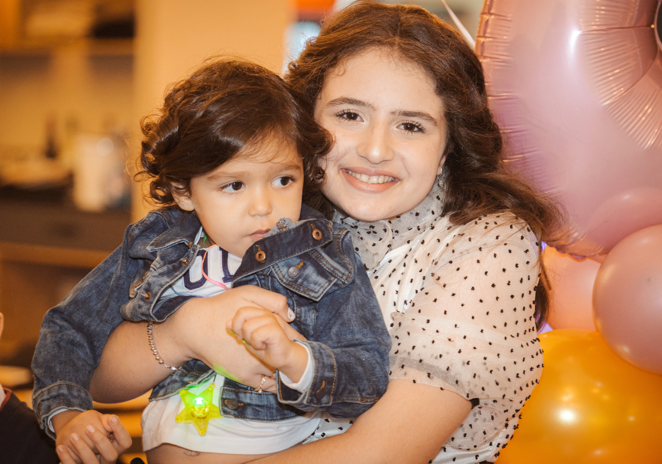 Birthday. Middle East Photo Agency סוכנות צילום המזרח התיכון — צילום מקצועי והדפסת מגנטים לאירועים