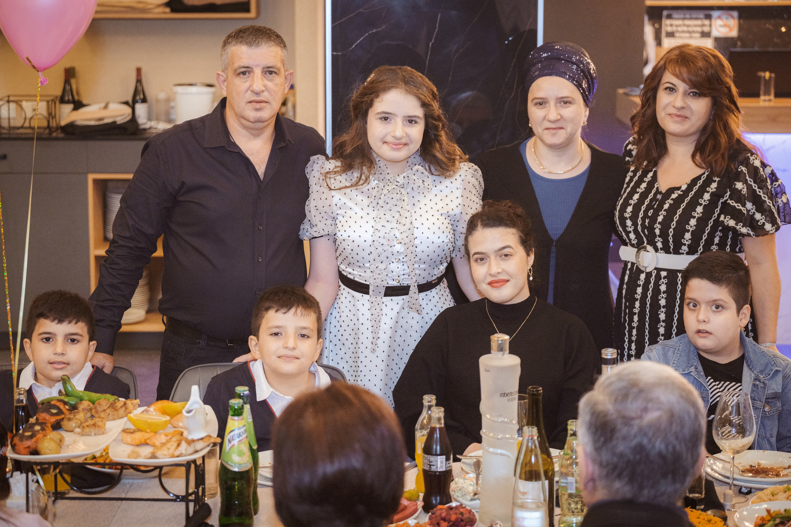 Birthday. Middle East Photo Agency סוכנות צילום המזרח התיכון — צילום מקצועי והדפסת מגנטים לאירועים