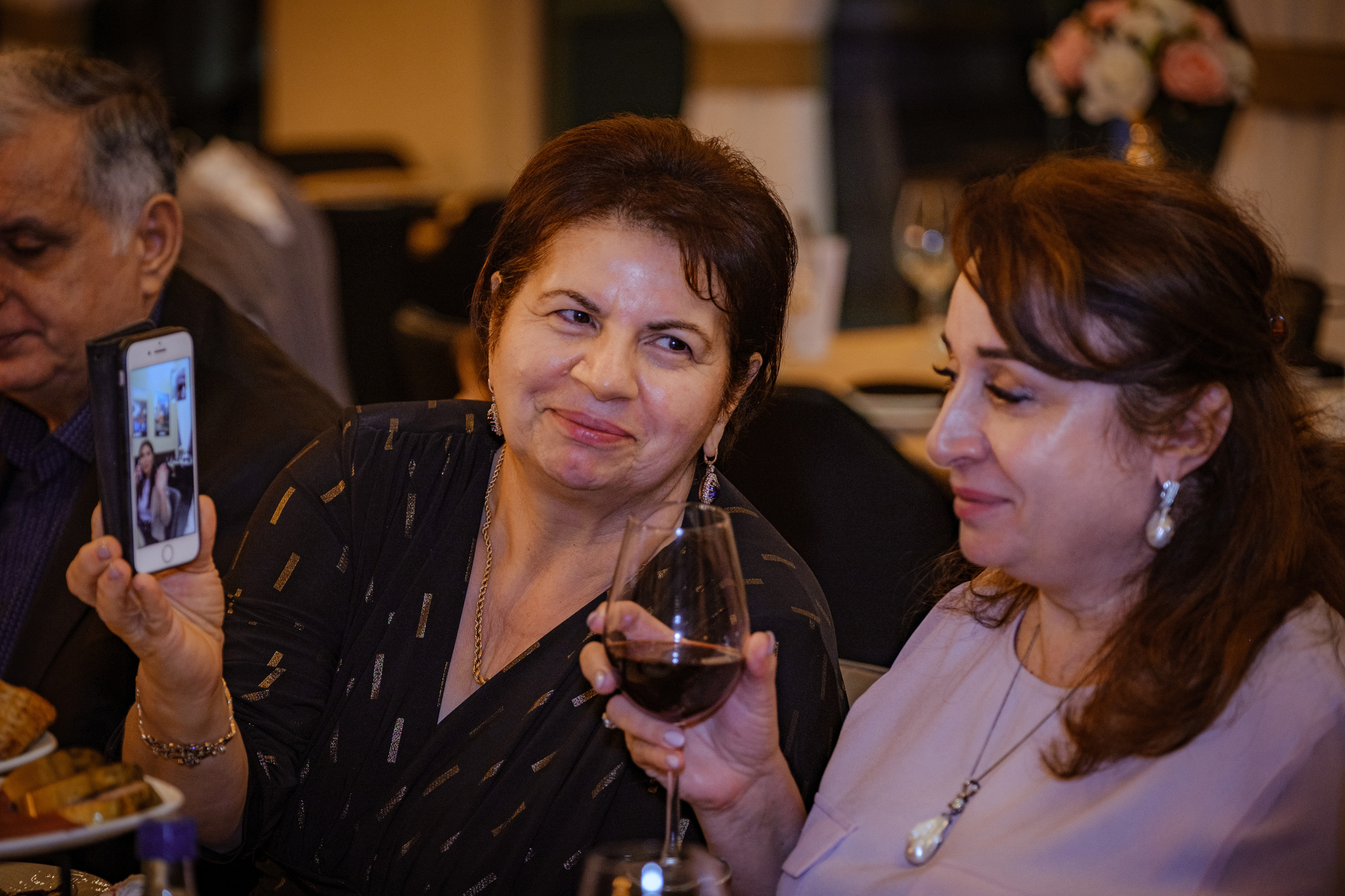 Birthday party. Middle East Photo Agency — Weddings, Bar & Bat Mitzvahs, Brit Milah, Theater, Magnets, Portraits