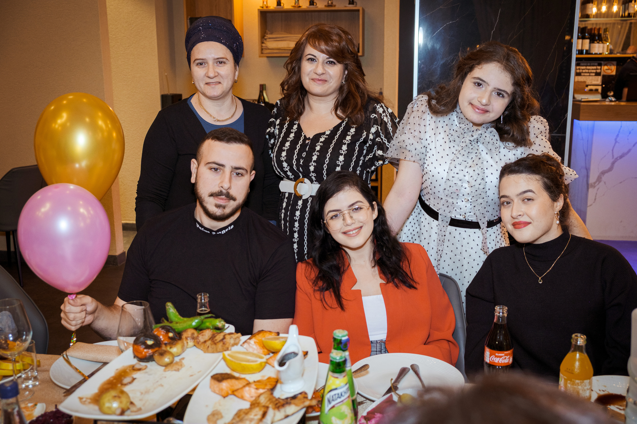 Birthday. Middle East Photo Agency סוכנות צילום המזרח התיכון — צילום מקצועי והדפסת מגנטים לאירועים