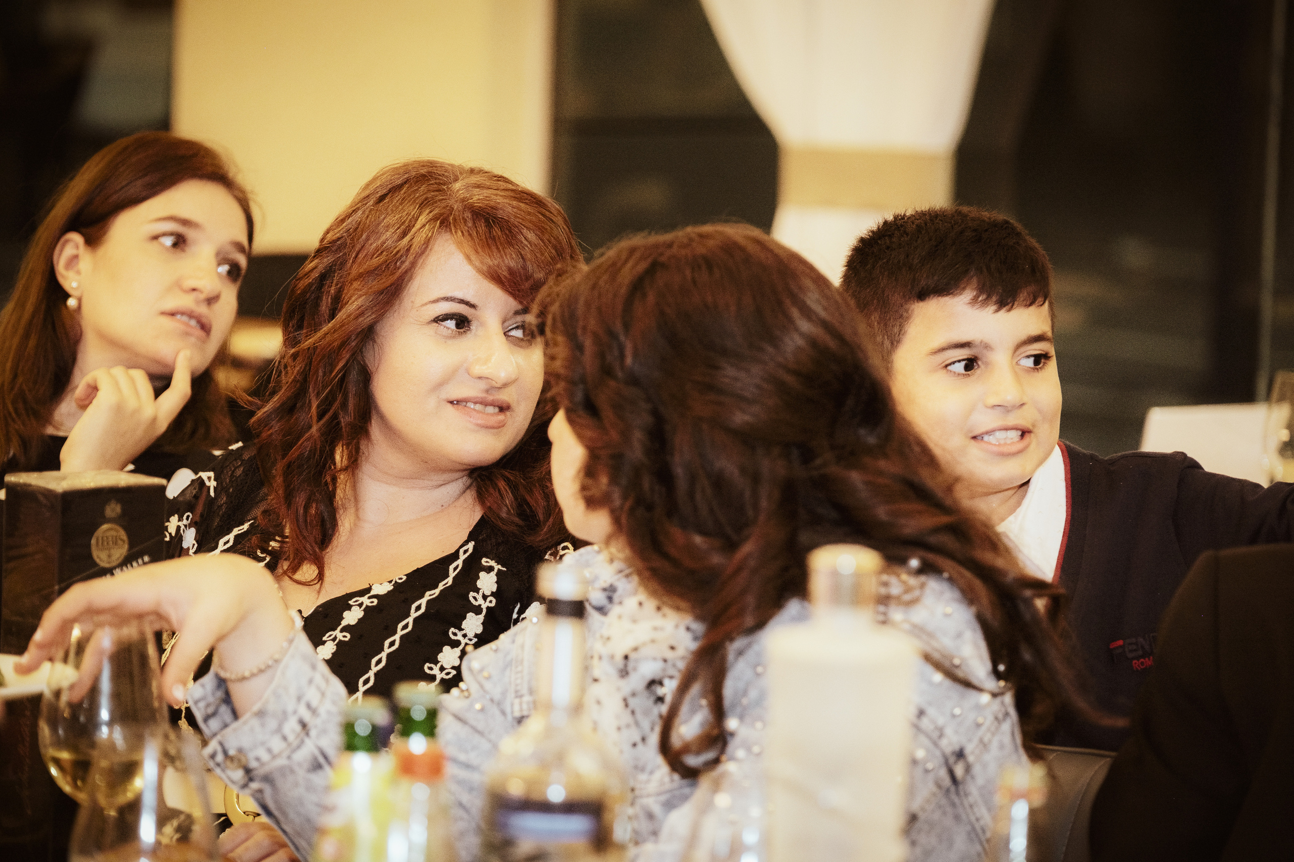 Birthday. Middle East Photo Agency סוכנות צילום המזרח התיכון — צילום מקצועי והדפסת מגנטים לאירועים