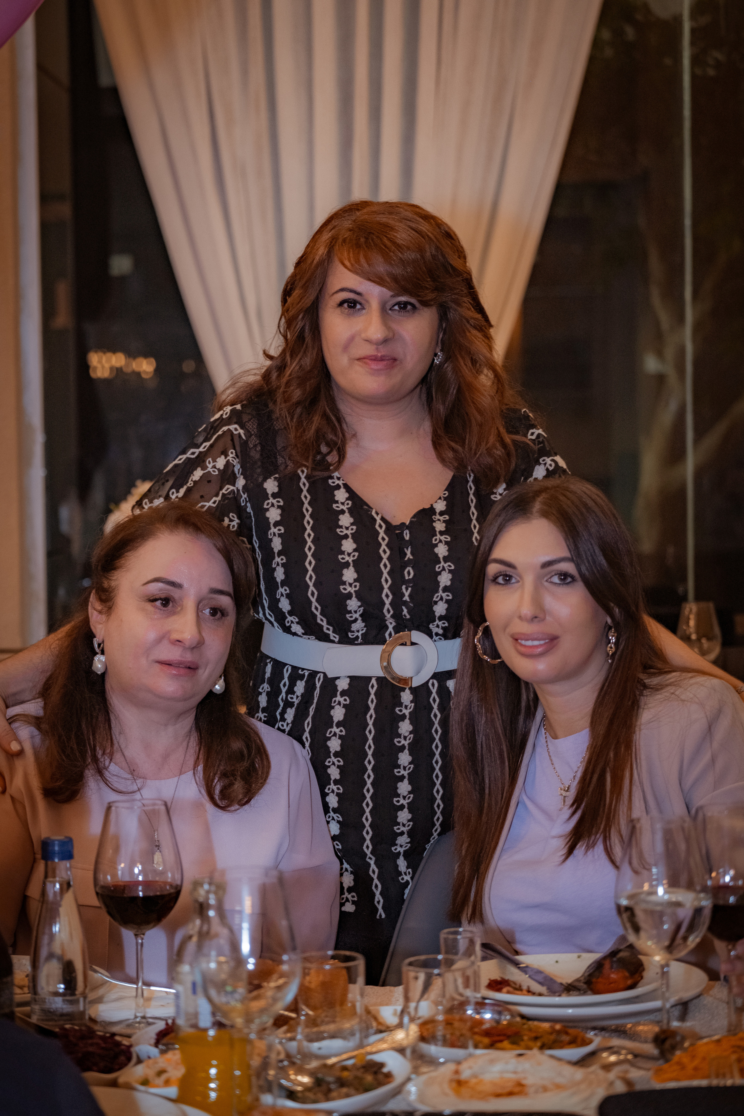 Birthday party. Middle East Photo Agency — Weddings, Bar & Bat Mitzvahs, Brit Milah, Theater, Magnets, Portraits