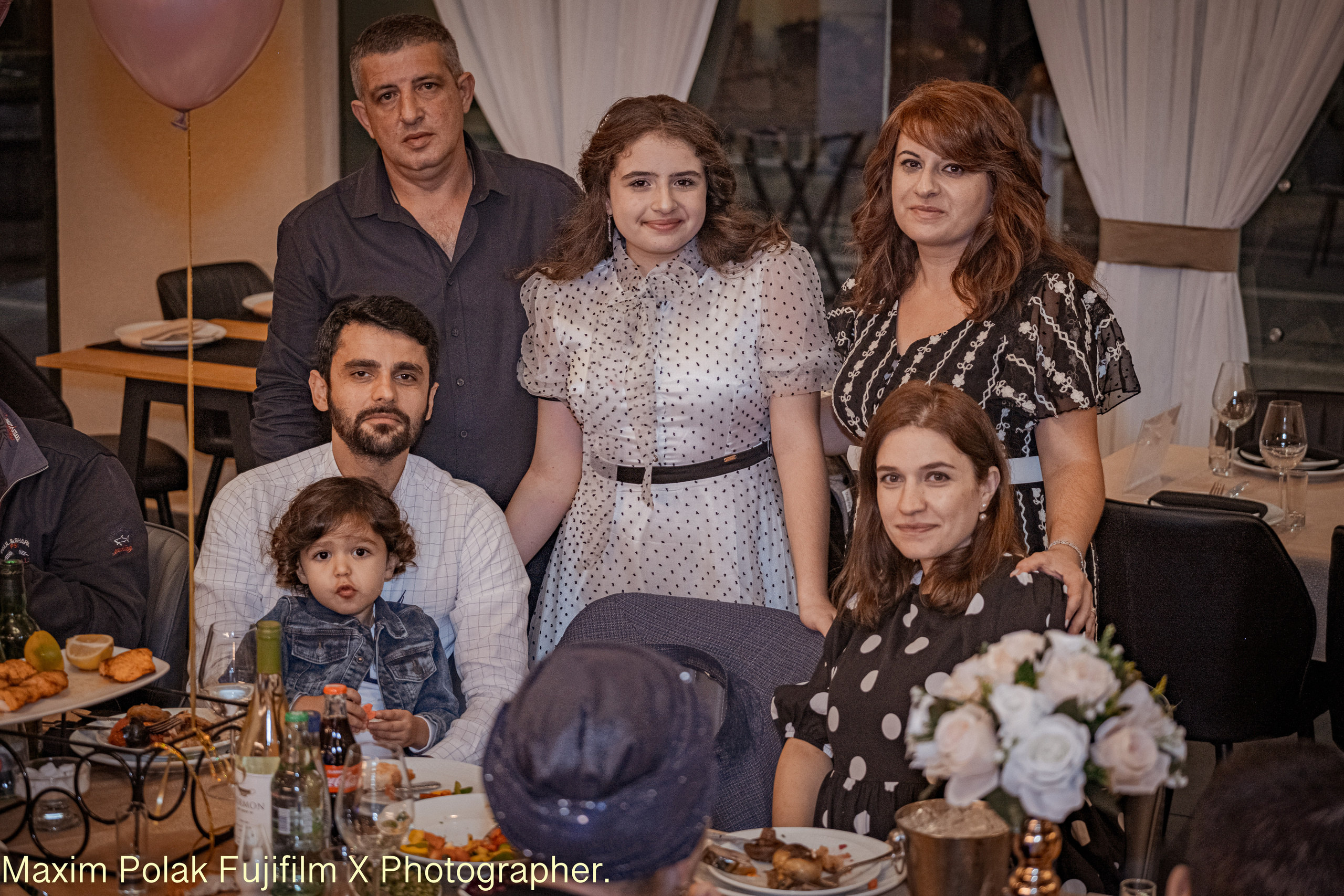 Birthday party. Middle East Photo Agency — Weddings, Bar & Bat Mitzvahs, Brit Milah, Theater, Magnets, Portraits