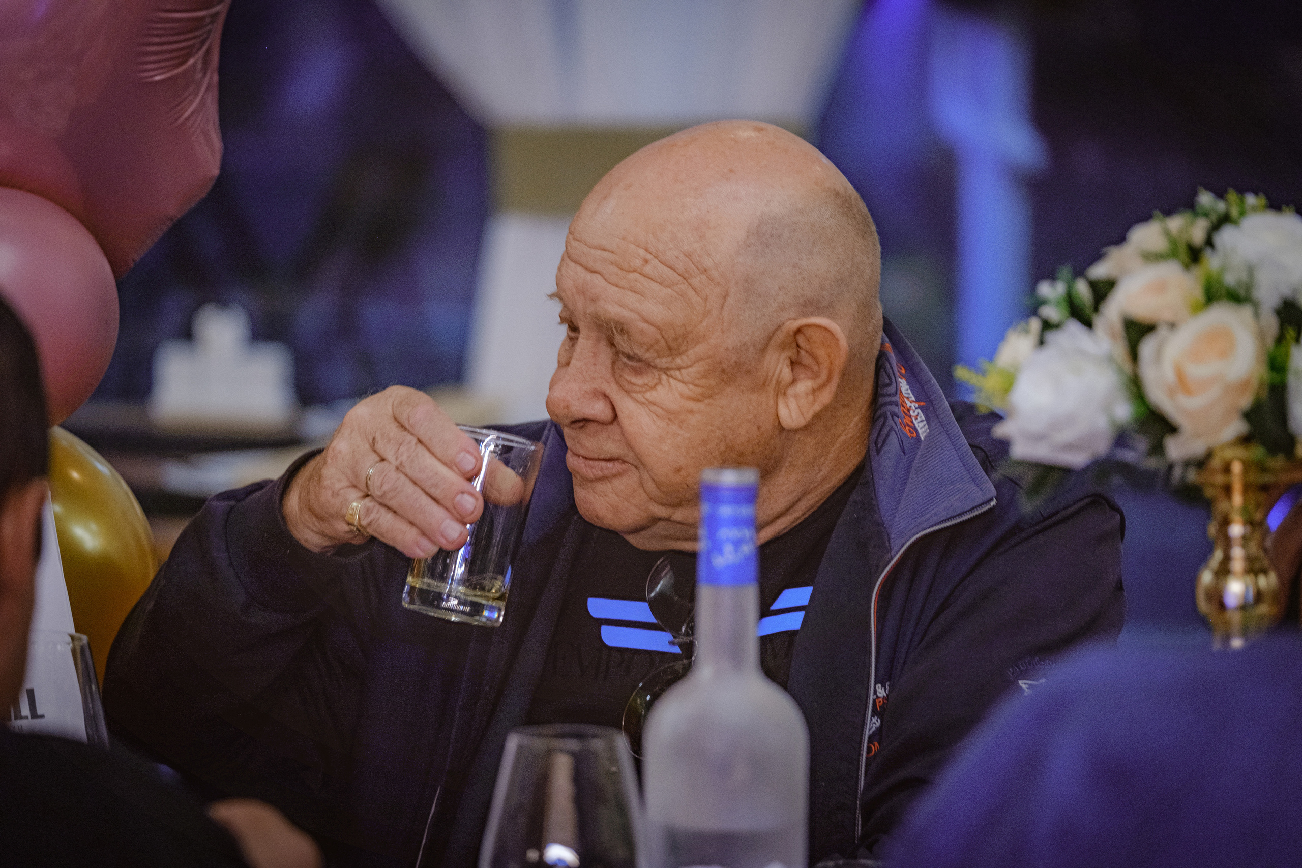 Birthday party. Middle East Photo Agency — Weddings, Bar & Bat Mitzvahs, Brit Milah, Theater, Magnets, Portraits