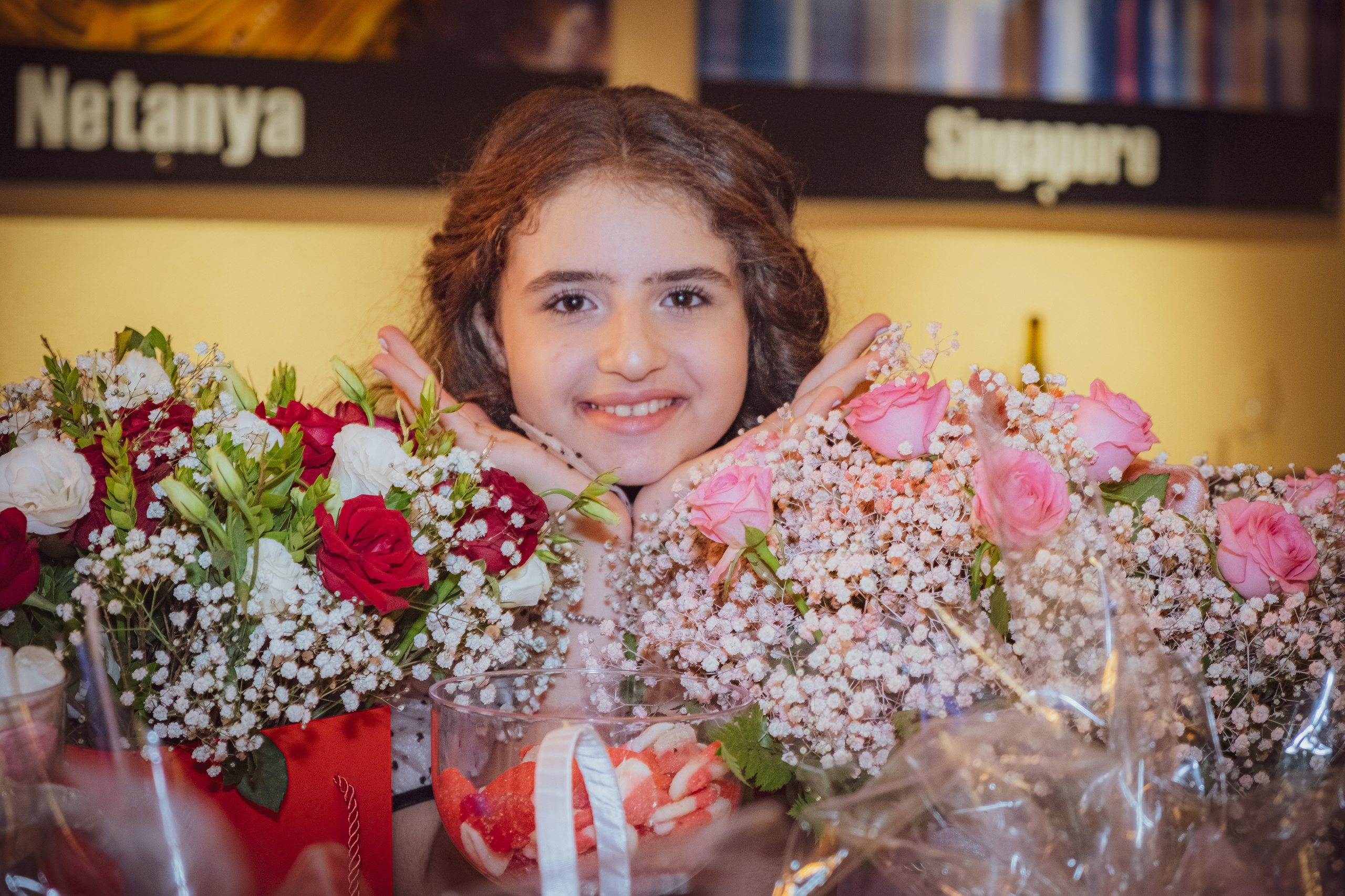 Birthday. Middle East Photo Agency סוכנות צילום המזרח התיכון — צילום מקצועי והדפסת מגנטים לאירועים