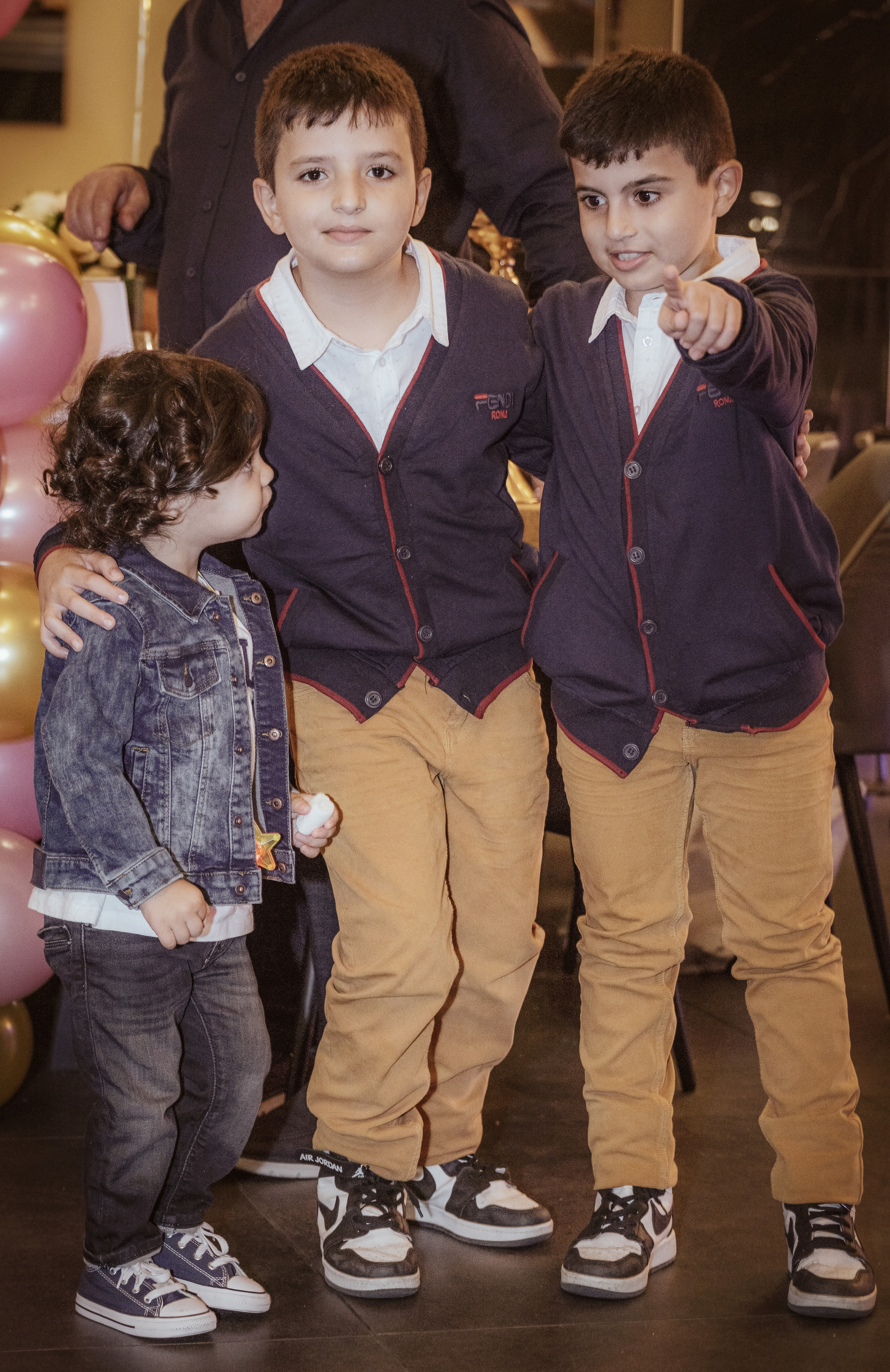 Birthday party. Middle East Photo Agency — Weddings, Bar & Bat Mitzvahs, Brit Milah, Theater, Magnets, Portraits