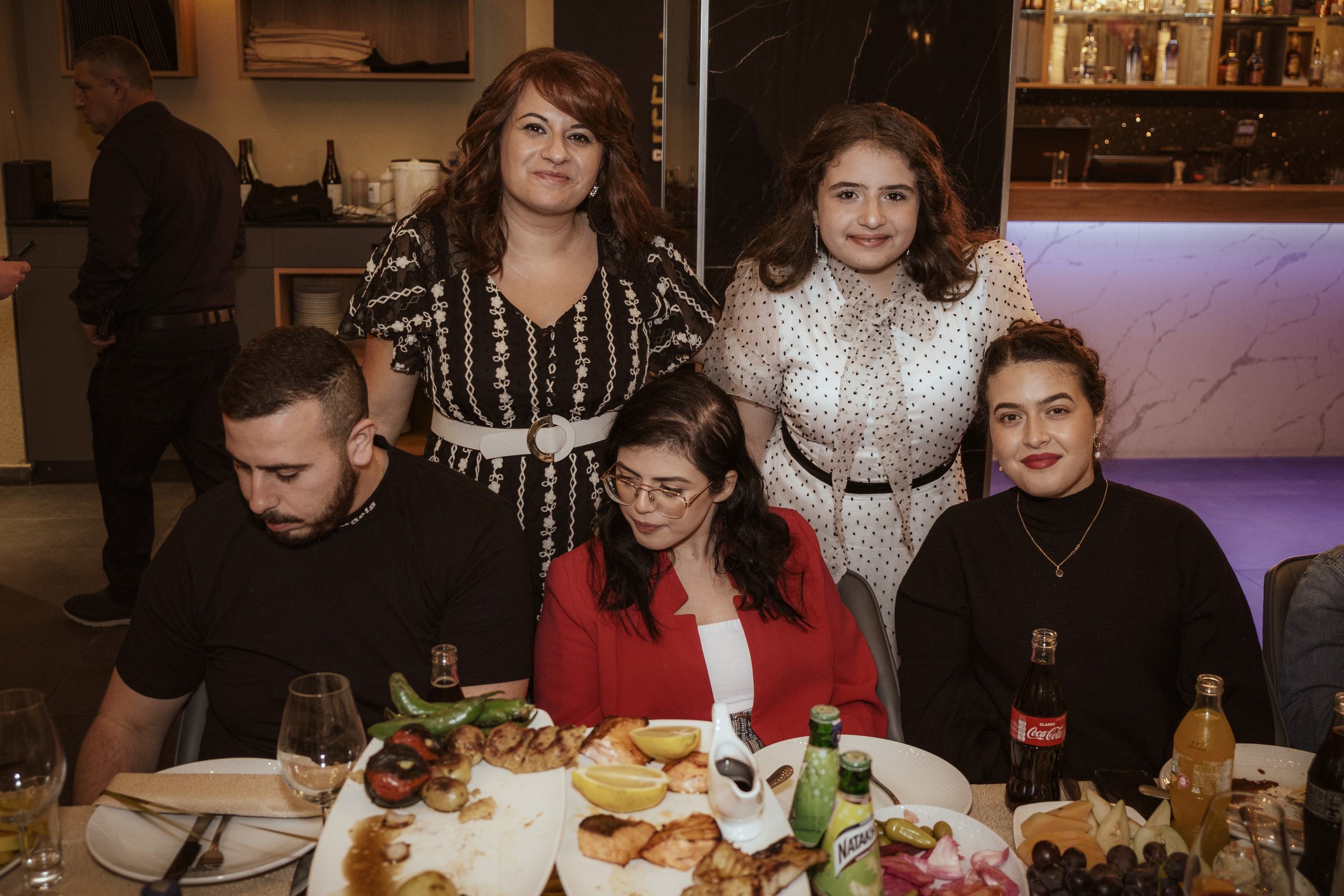 Birthday party. Middle East Photo Agency — Weddings, Bar & Bat Mitzvahs, Brit Milah, Theater, Magnets, Portraits