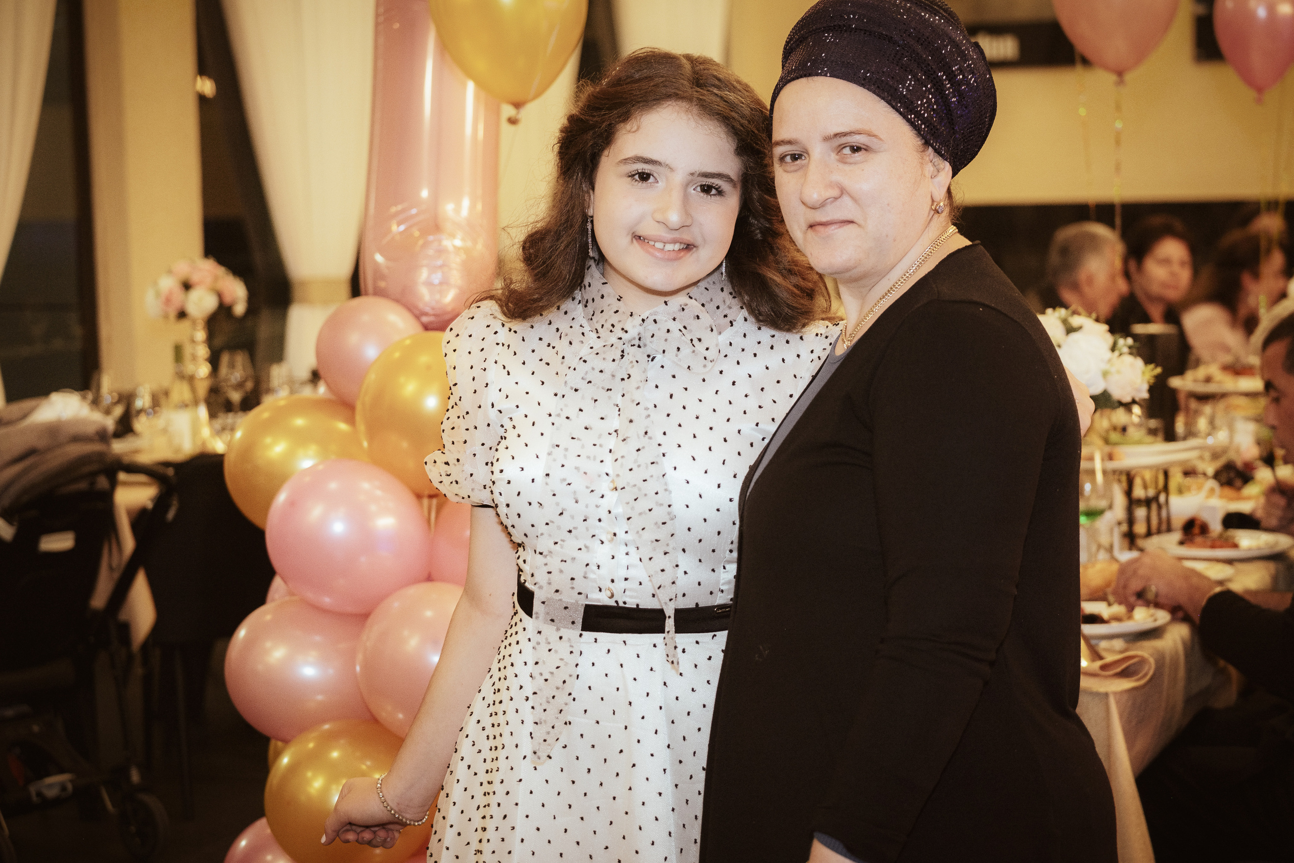 Birthday. Middle East Photo Agency סוכנות צילום המזרח התיכון — צילום מקצועי והדפסת מגנטים לאירועים