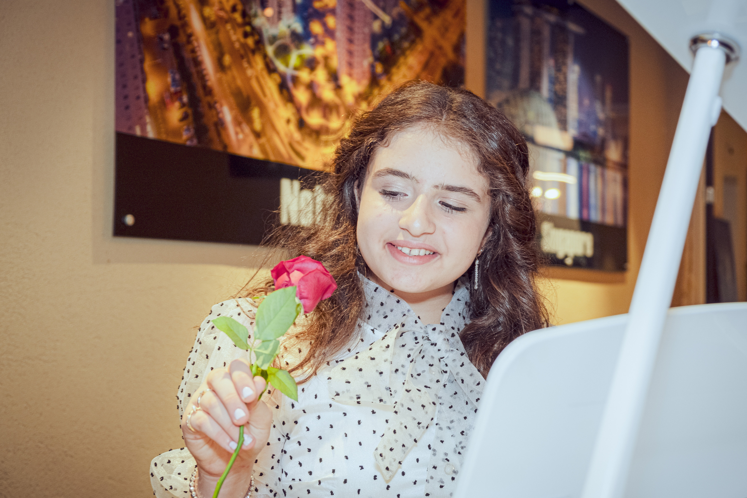 Birthday. Middle East Photo Agency סוכנות צילום המזרח התיכון — צילום מקצועי והדפסת מגנטים לאירועים