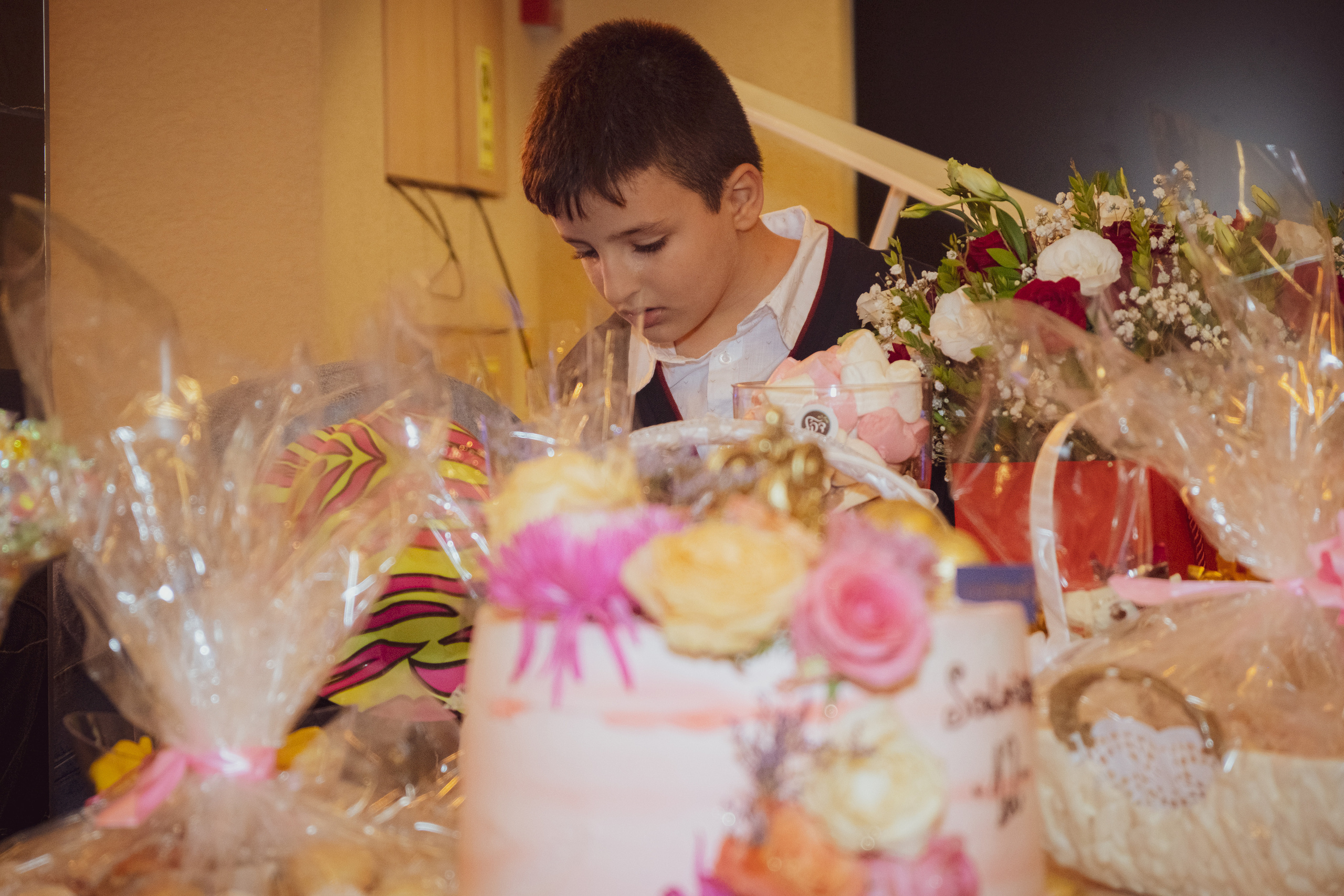 Birthday. Middle East Photo Agency סוכנות צילום המזרח התיכון — צילום מקצועי והדפסת מגנטים לאירועים