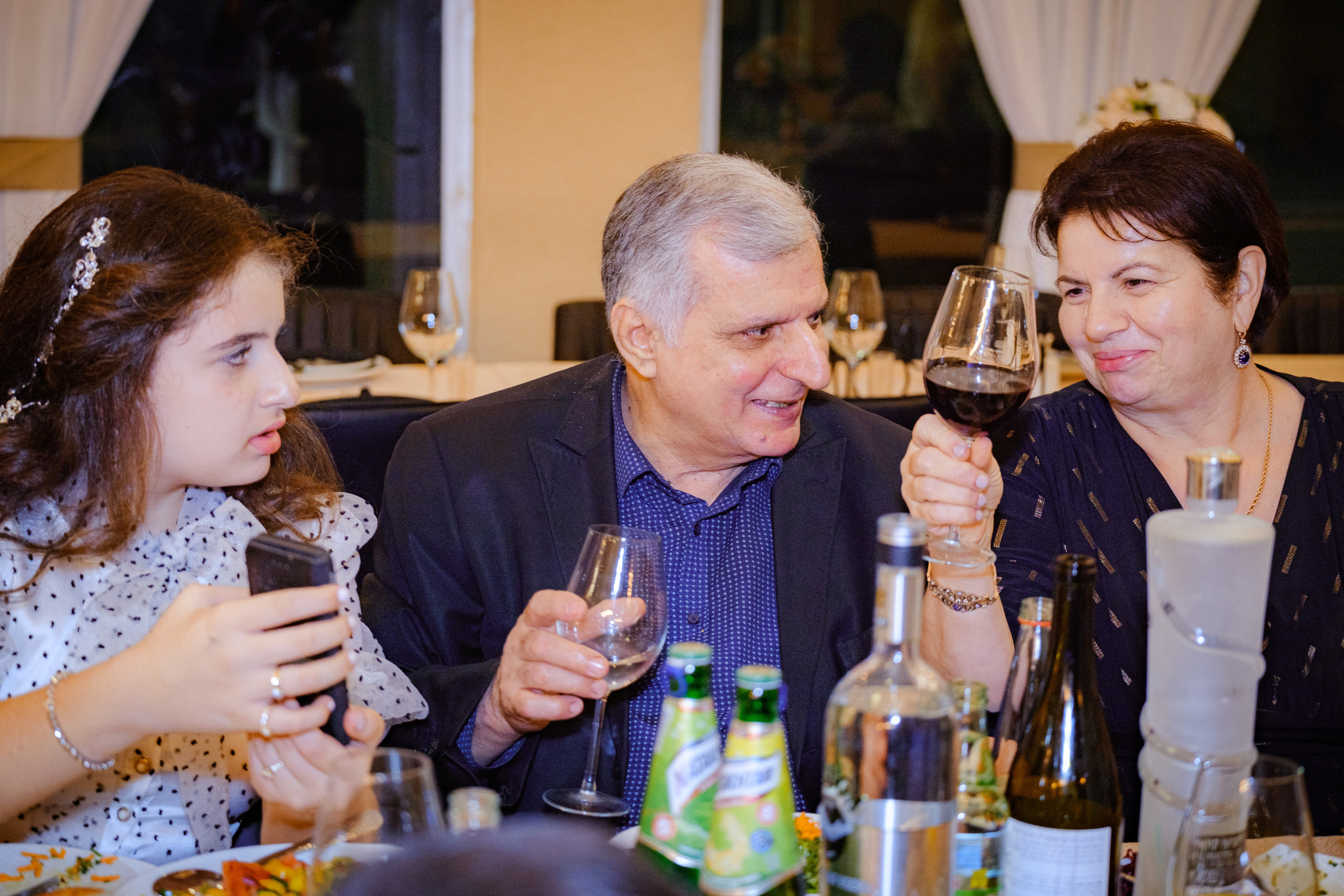 Birthday. Middle East Photo Agency סוכנות צילום המזרח התיכון — צילום מקצועי והדפסת מגנטים לאירועים