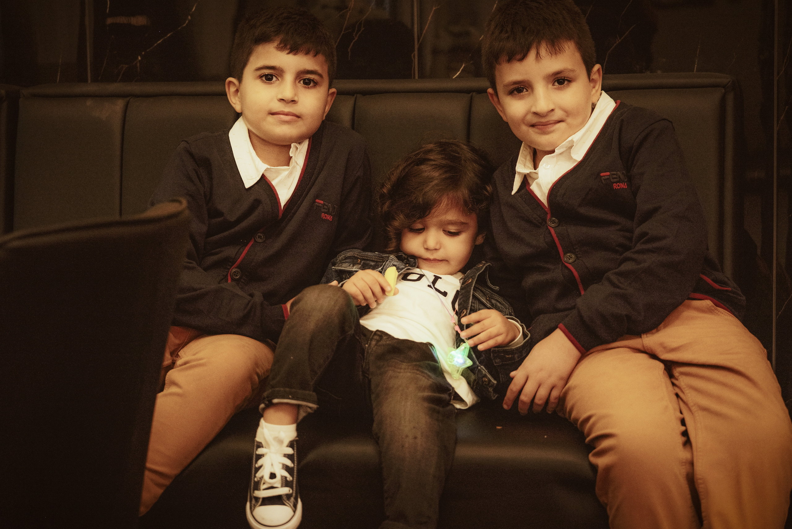 Birthday party. Middle East Photo Agency — Weddings, Bar & Bat Mitzvahs, Brit Milah, Theater, Magnets, Portraits