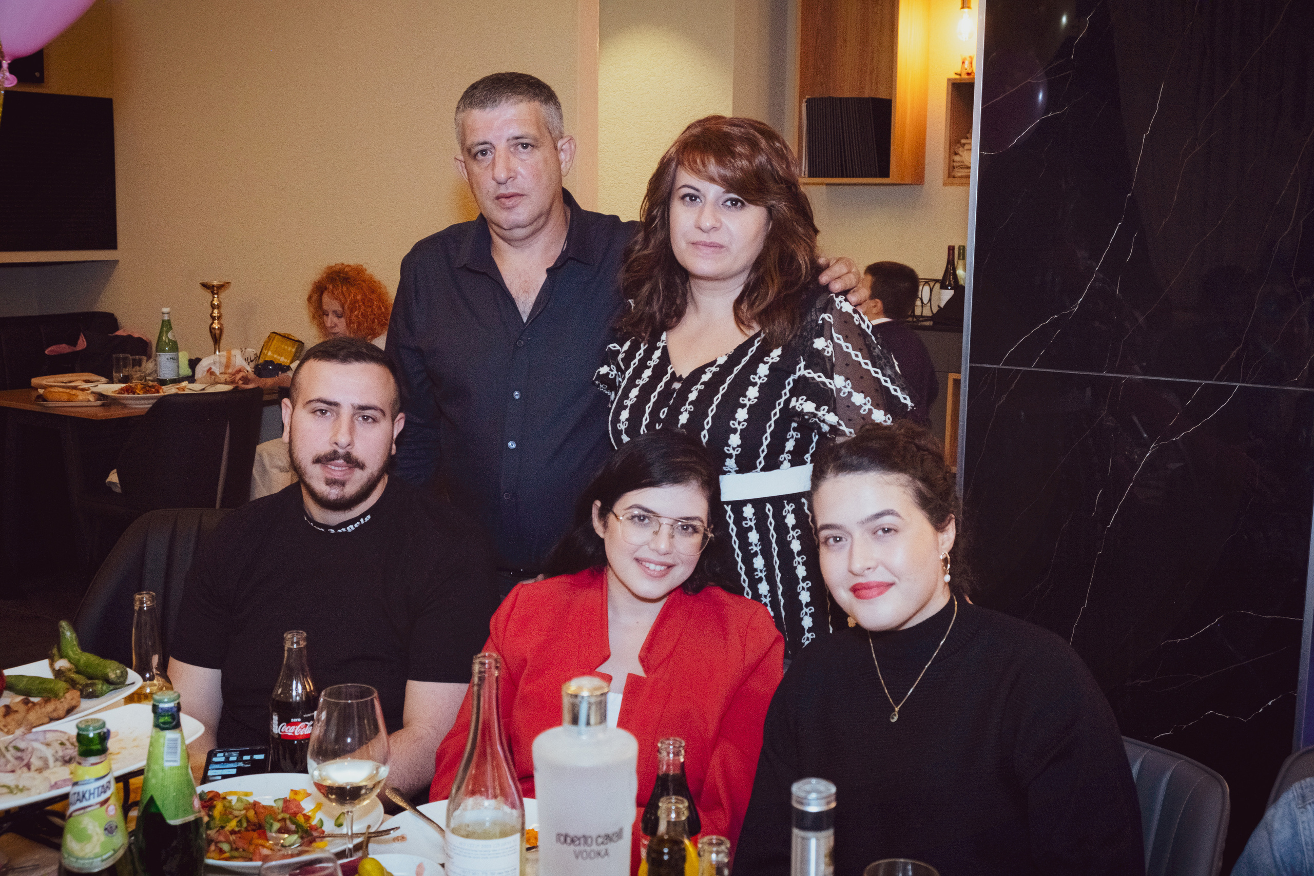 Birthday. Middle East Photo Agency סוכנות צילום המזרח התיכון — צילום מקצועי והדפסת מגנטים לאירועים