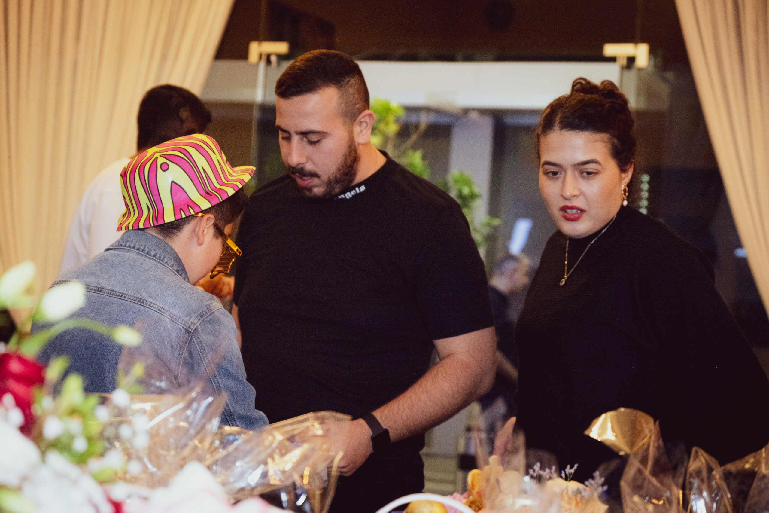 Birthday. Middle East Photo Agency סוכנות צילום המזרח התיכון — צילום מקצועי והדפסת מגנטים לאירועים